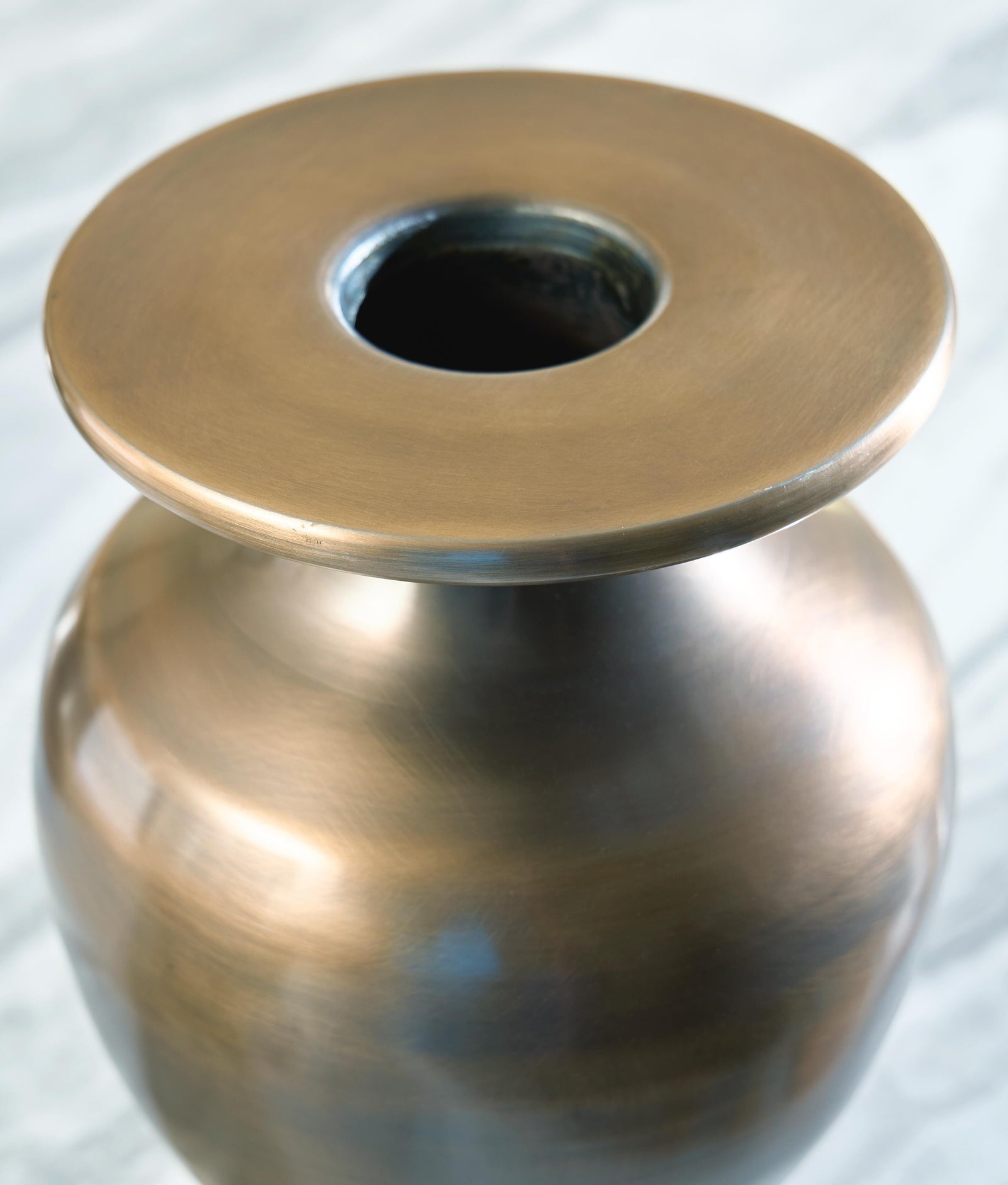Fedorleigh Vase (A2000894-SI) - Image 4