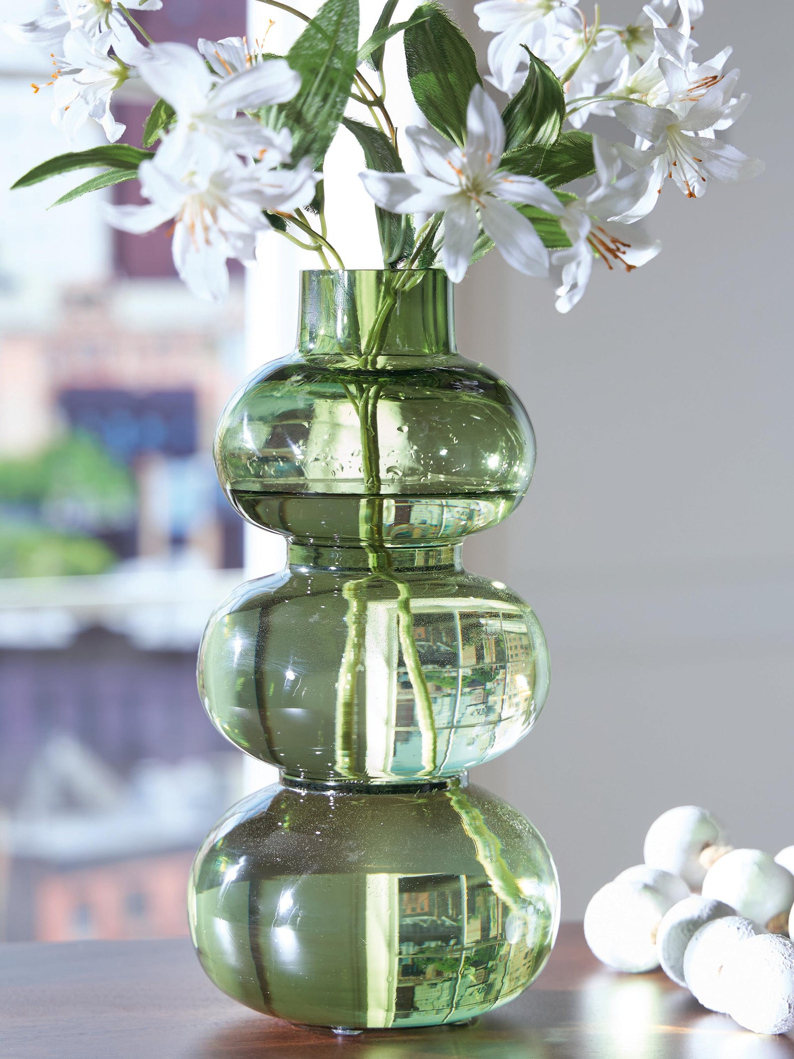 Renethorne Vase (A2000802-SI) - Image 2