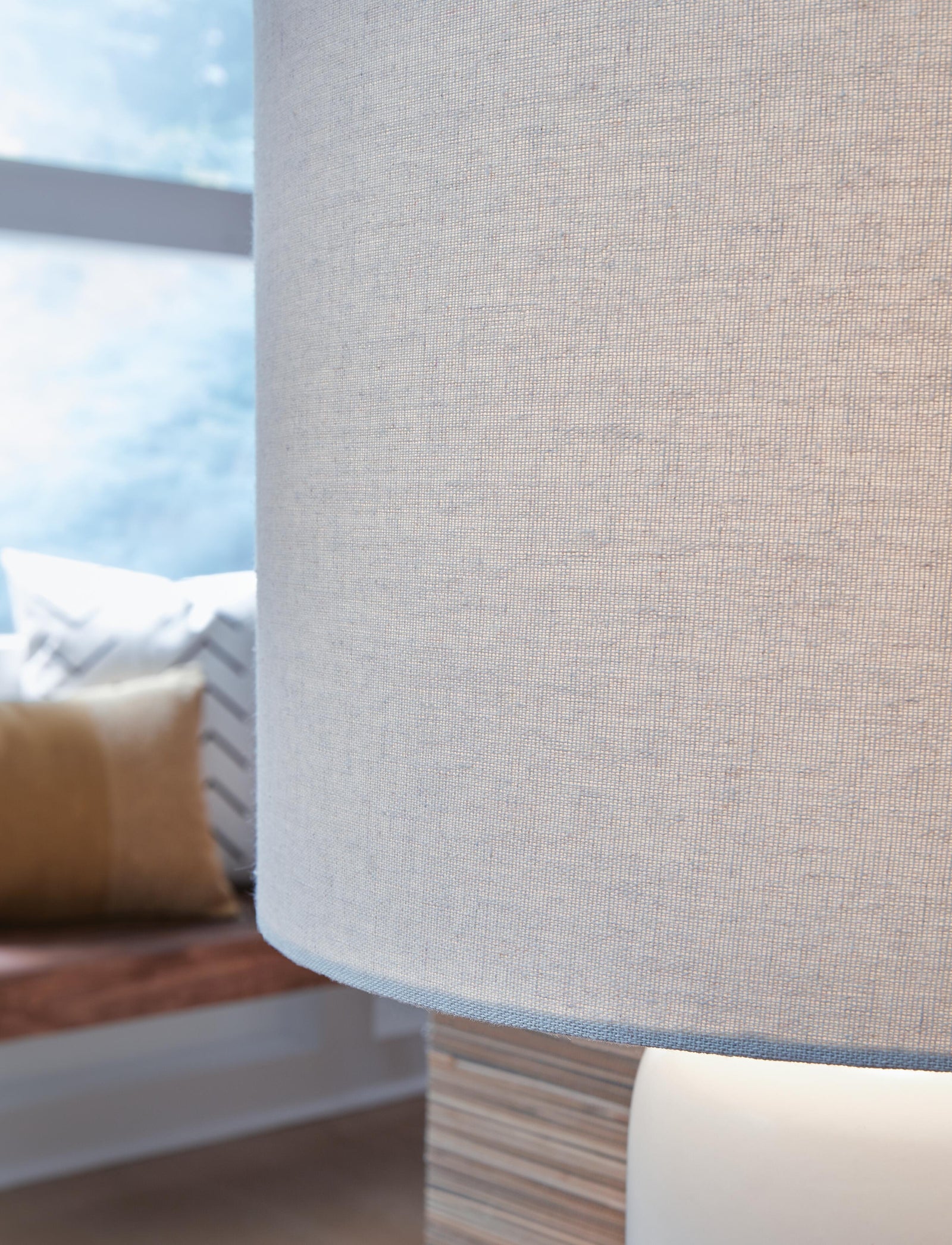 Lemrich Table Lamp (L123874-SI) - Image 3