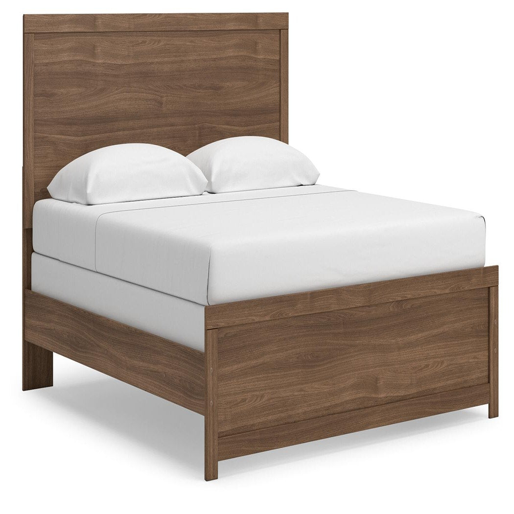 Broachmyn King Panel Bed (PCB1116-SI)