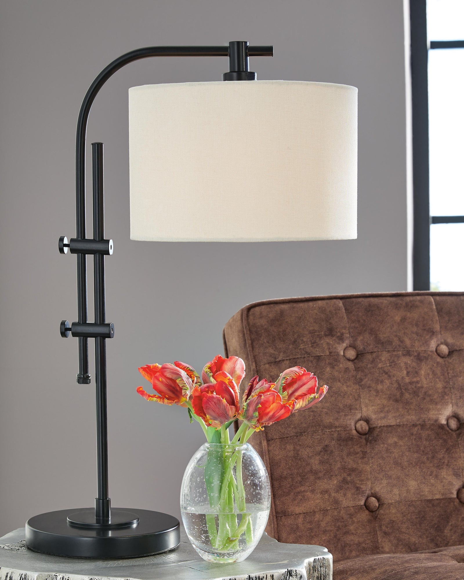 Baronvale Accent Lamp (L206043-SI) - Image 2