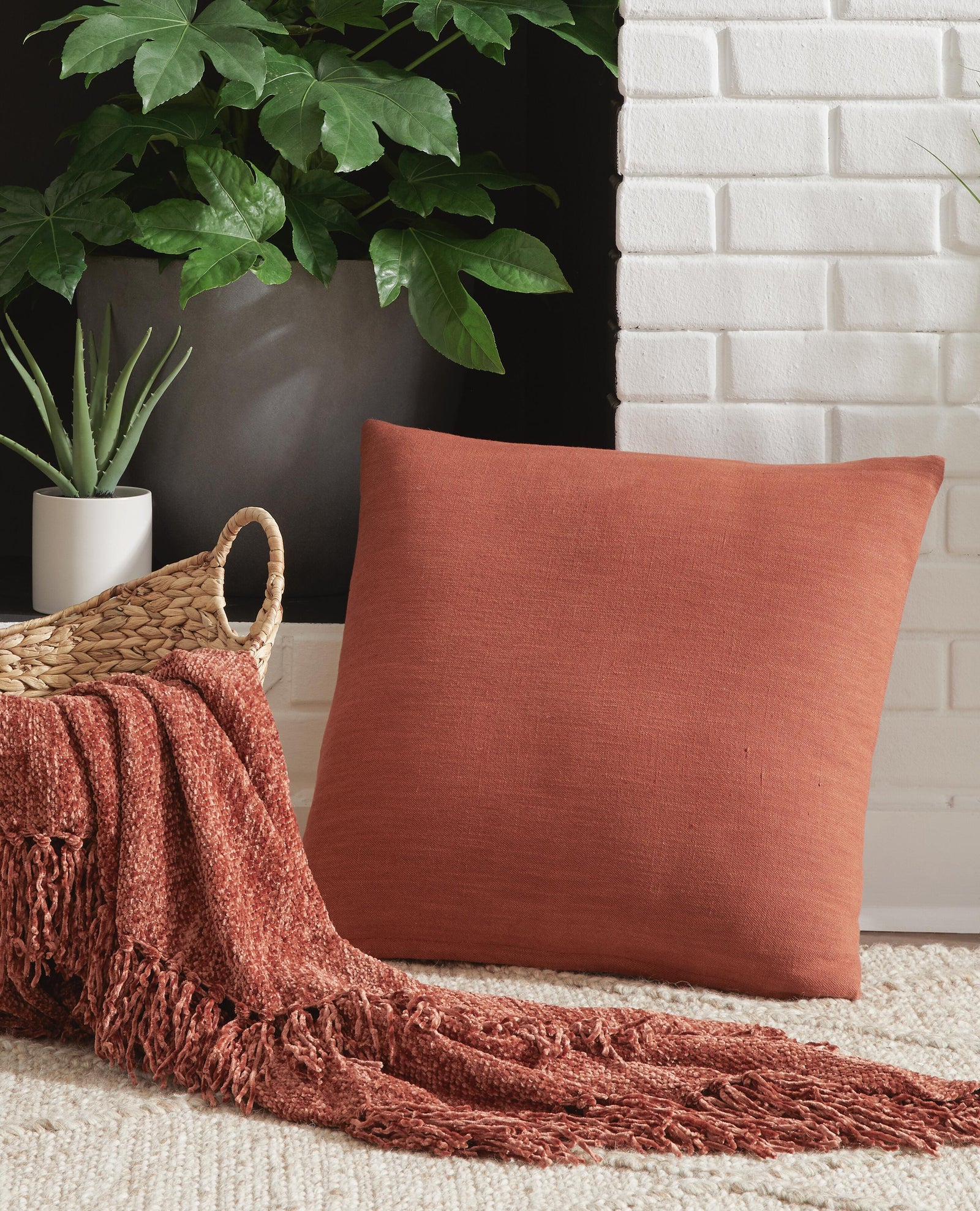 Thaneville Pillow (Set of 4) (A1001043-SI) - Image 4