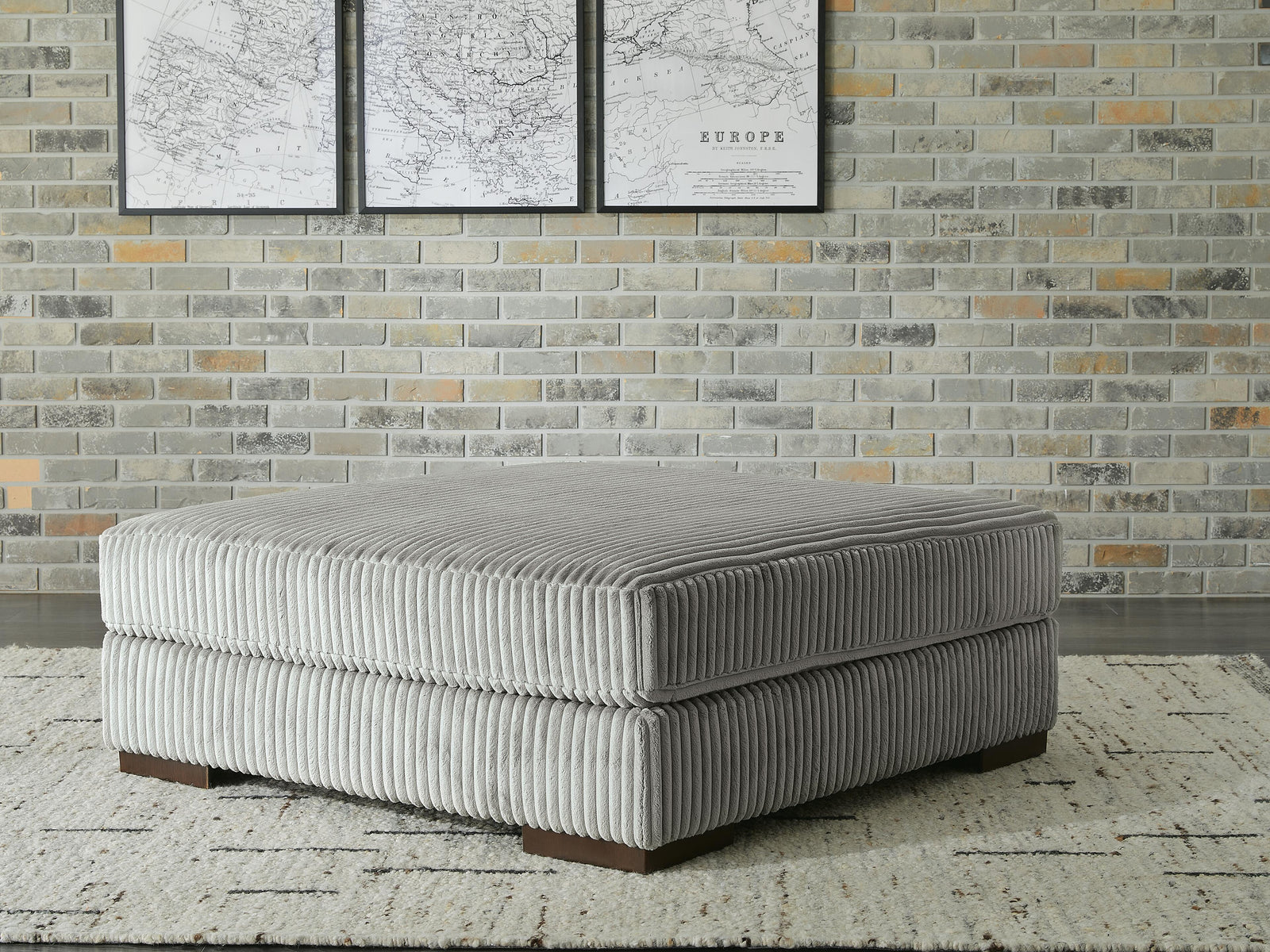 Lindyn Right-Arm Facing Corner Chaise (21105-SI) - Image 15