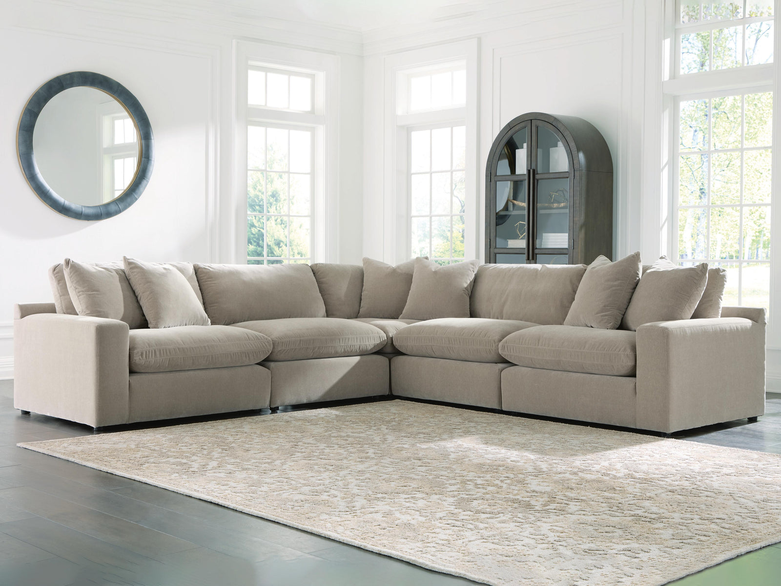 Maxton Heights 5-Piece Sectional (67808-SI) - Image 2