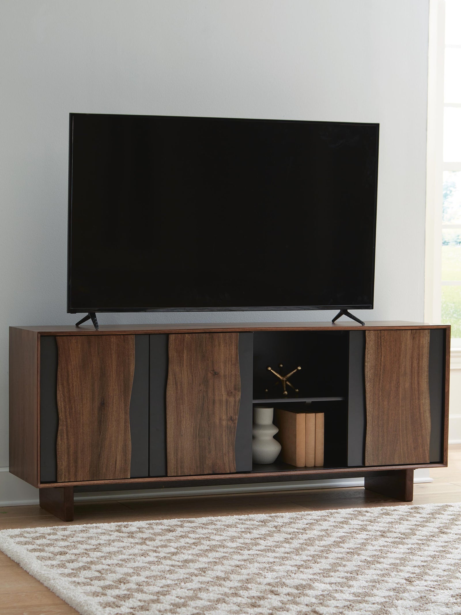 Welby Accent Cabinet (A4000679-SI) - Image 6