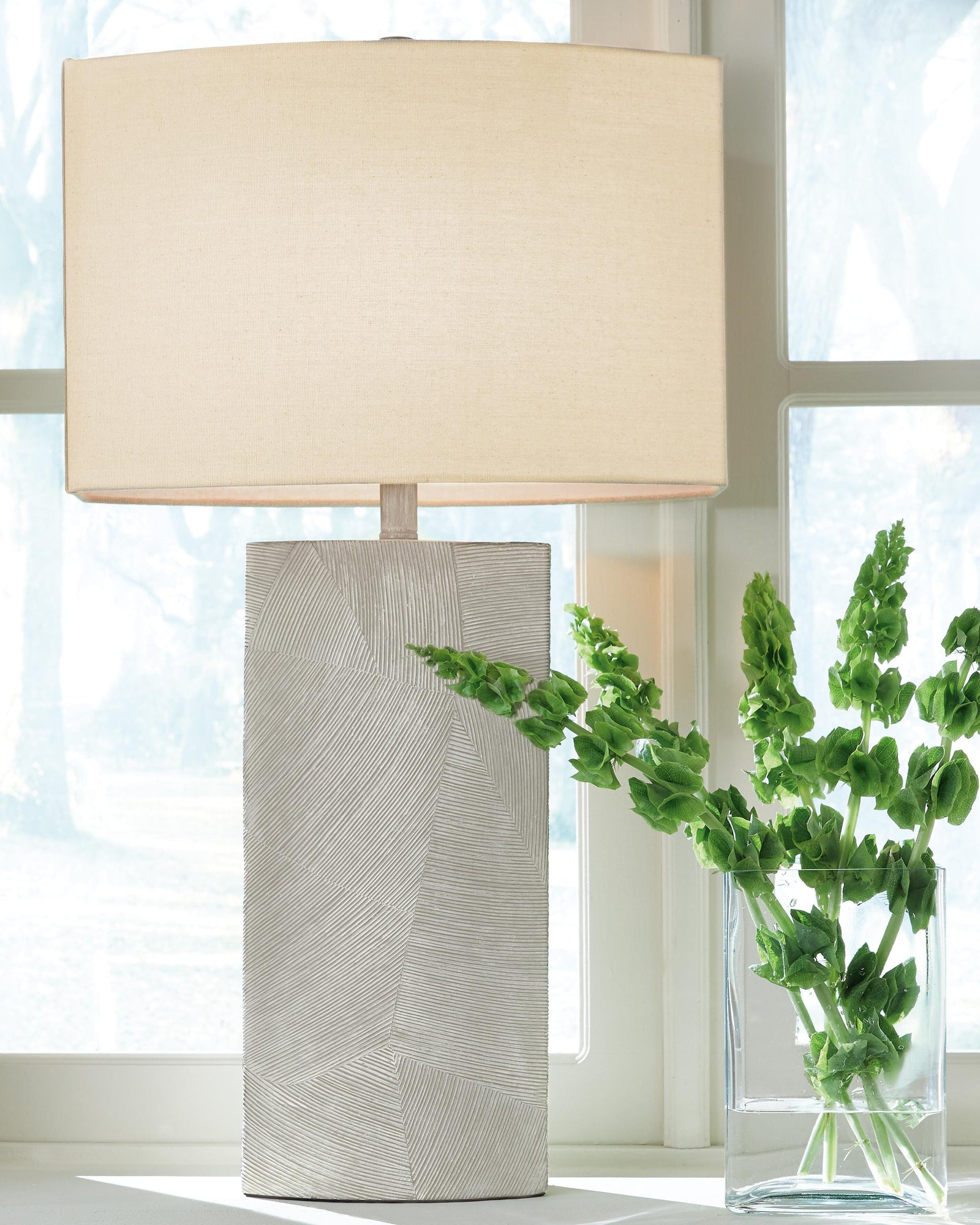 Bradard Table Lamp (L243264-SI) - Image 2