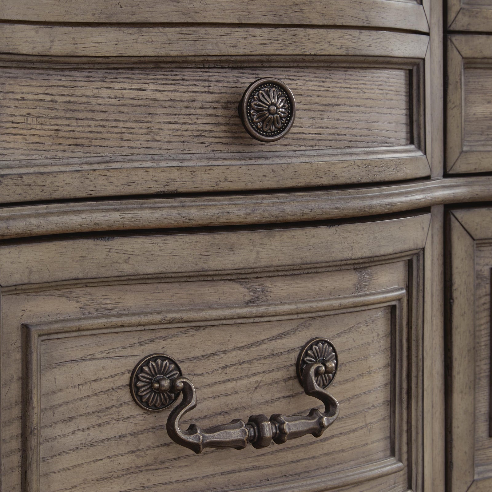 Ardenfield Chest of Drawers - Light Brown (B944-SI) - Image 6