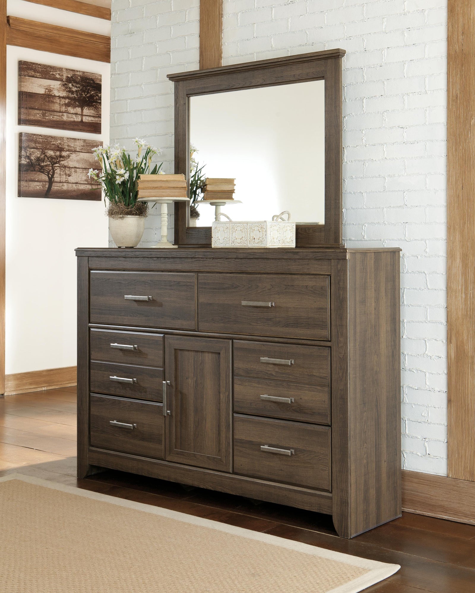 Juararo Poster Bed, Dresser and Mirror - Dark Brown (B251-SI) - Image 4