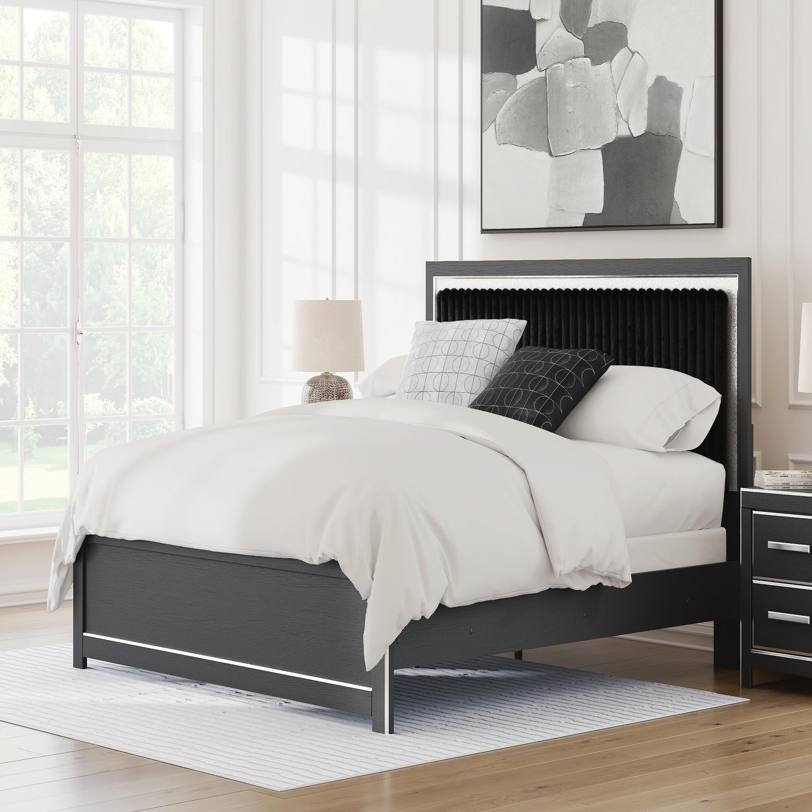Zuraleus King Panel Bed, Dresser, Mirror and Nightstand (PCB3380-SI) - Image 26
