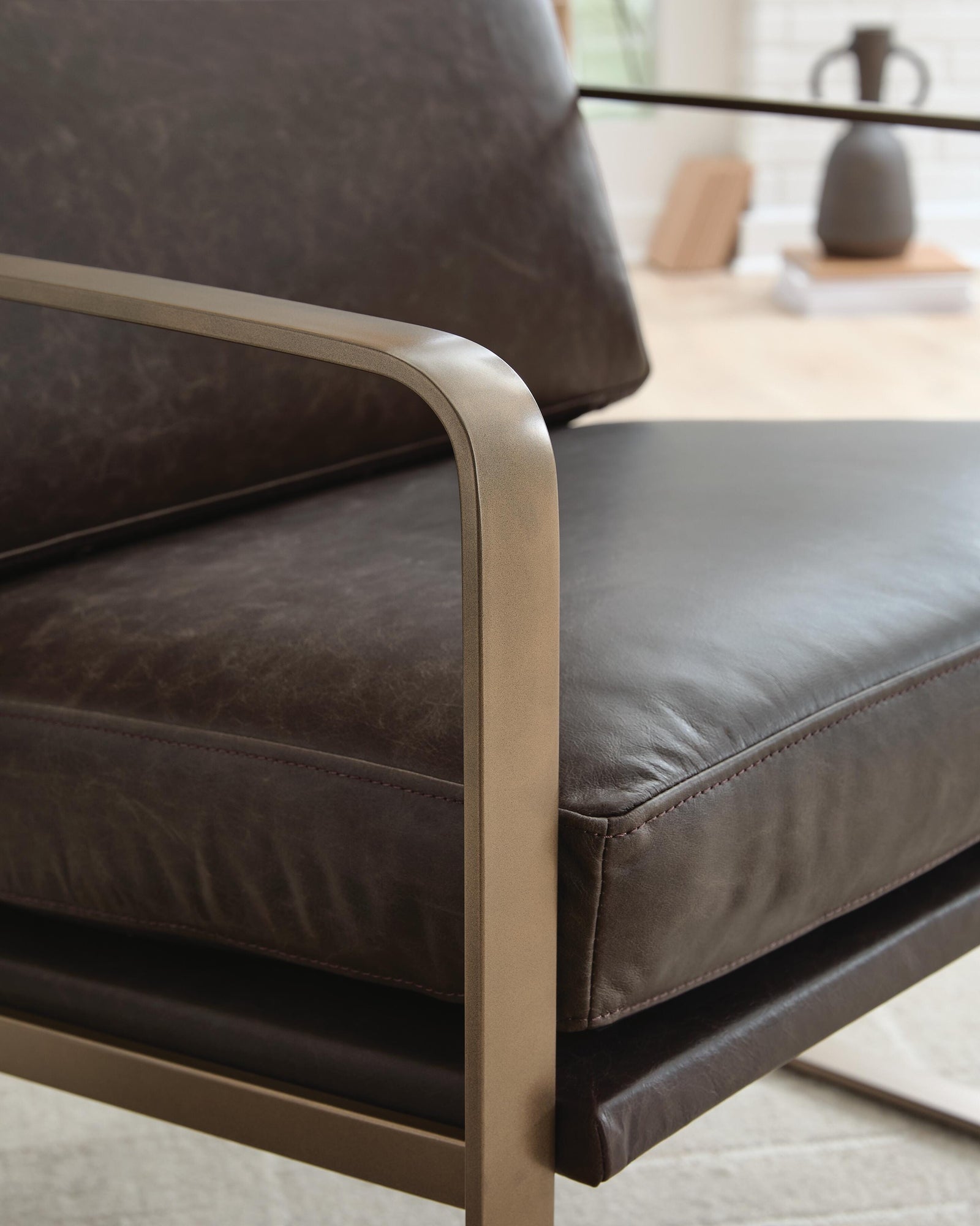 Bradett Accent Chair (A3000763-SI) - Image 7