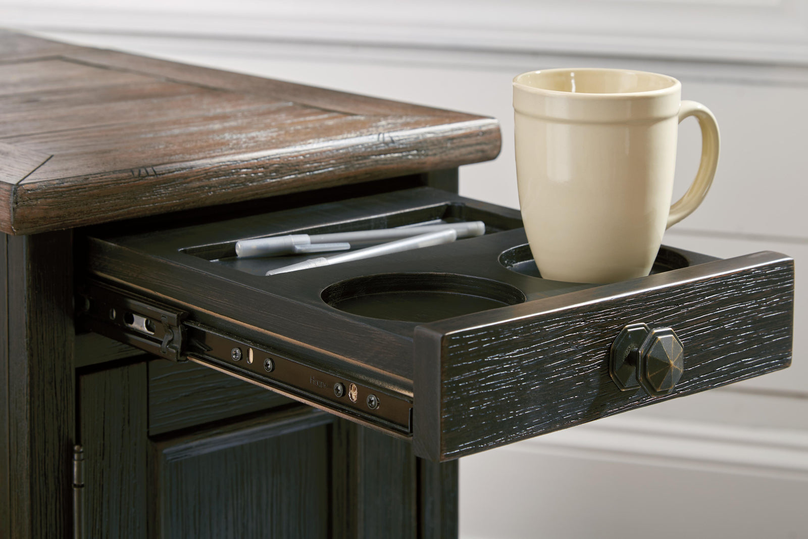 Tyler Creek Chairside End Table with USB Ports & Outlets - Grayish Brown/Black (T736-SI) - Image 9