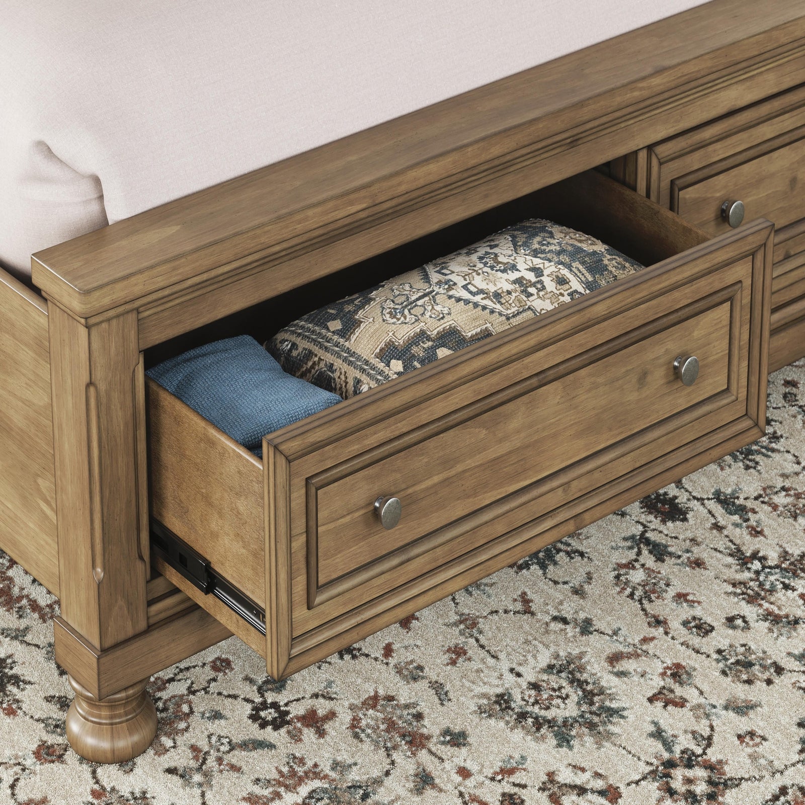 Feddinger King Storage Sleigh Bed (PCB779-SI) - Image 9