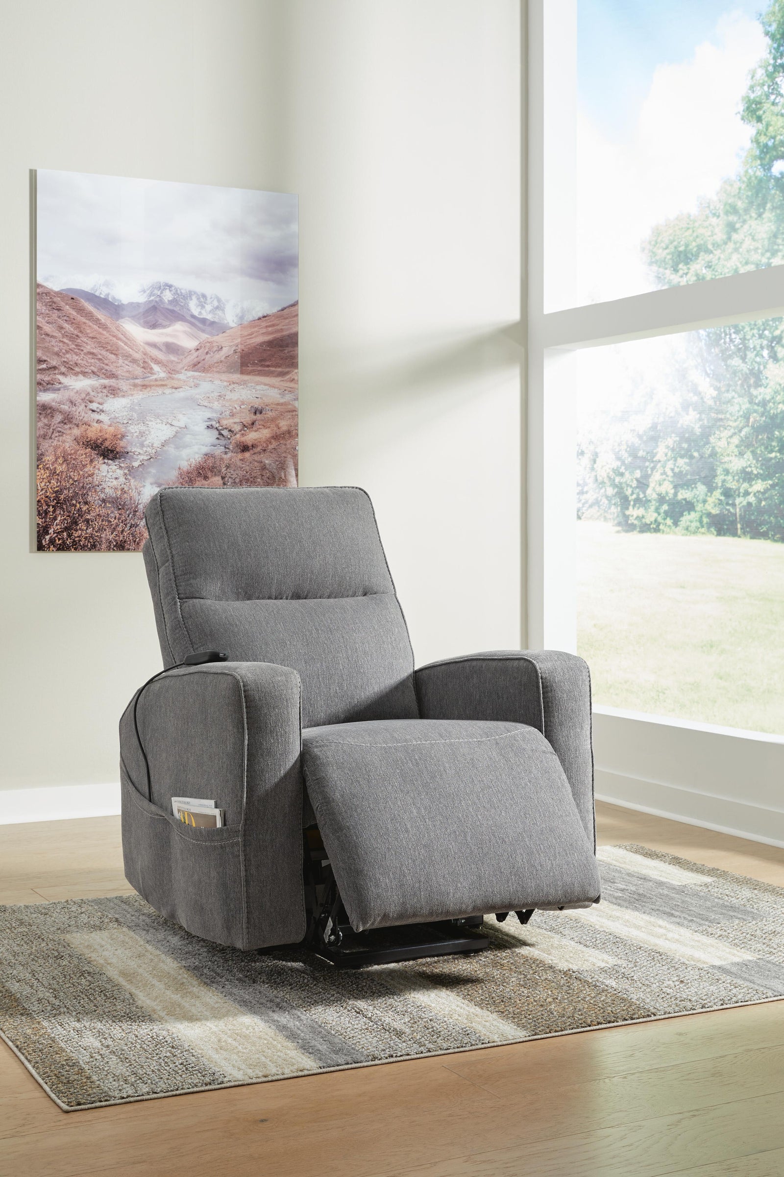Starganza Power Lift Recliner (93704-SI) - Image 9