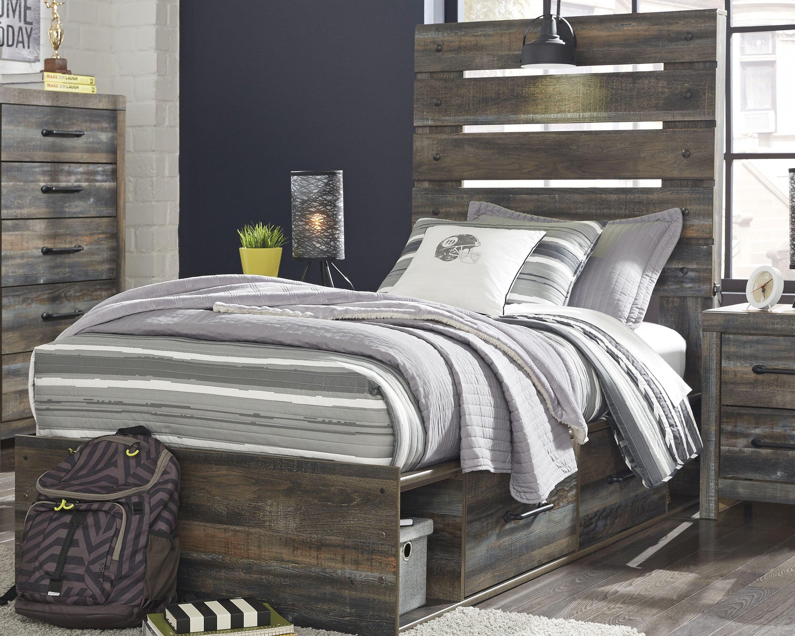 Drystan Panel Bed with 4 Storage Drawers (Youth) - Multi (B211-SI) - Image 2