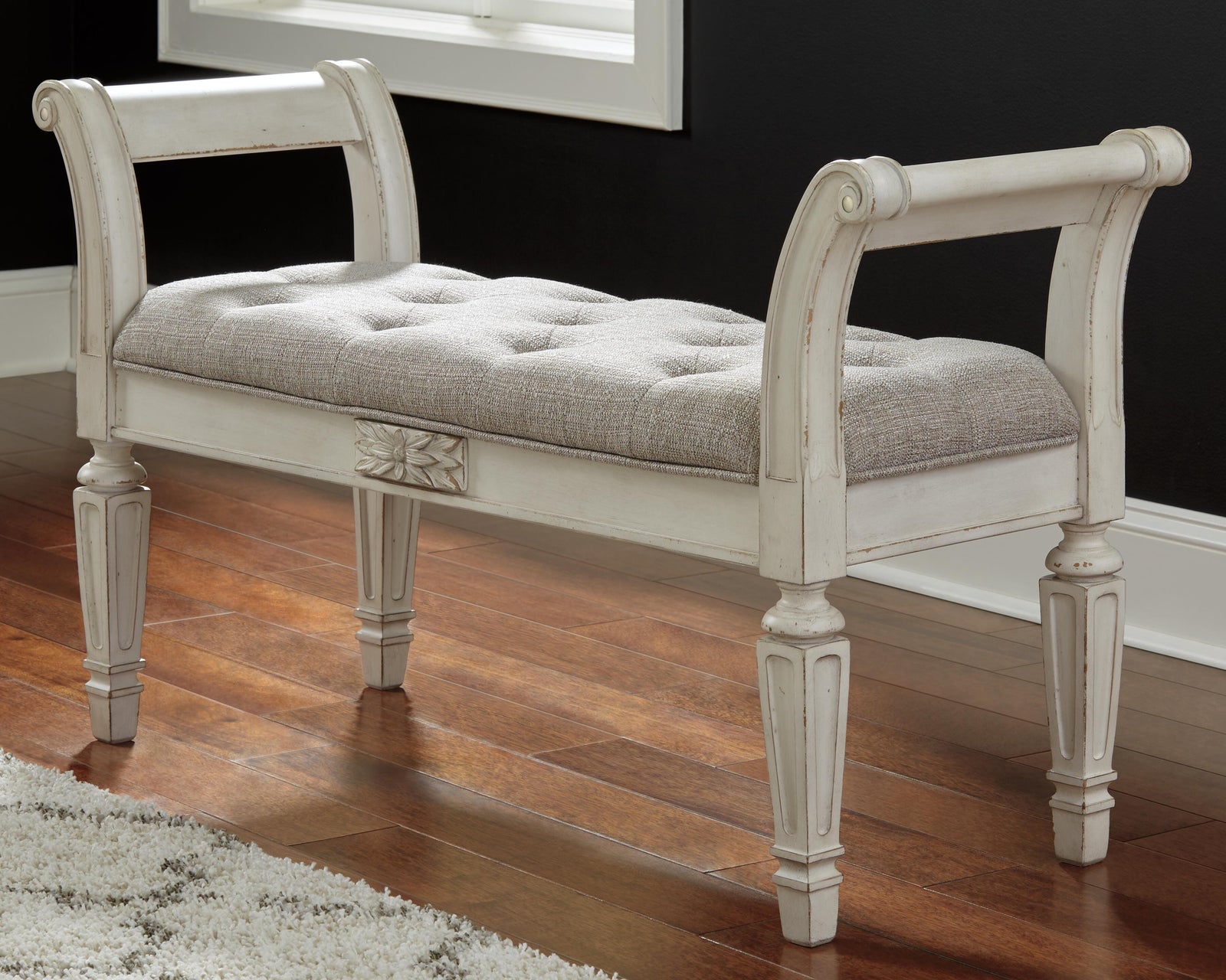 Realyn Accent Bench (A3000157-SI) - Image 2
