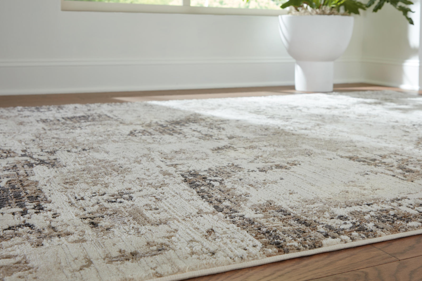 Barricland Large Rug (R40828-SI) - Image 3