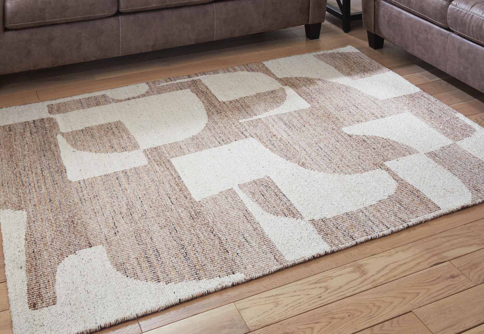 Brynnfield 8 x 10 Rug (R40637-SI) - Image 2