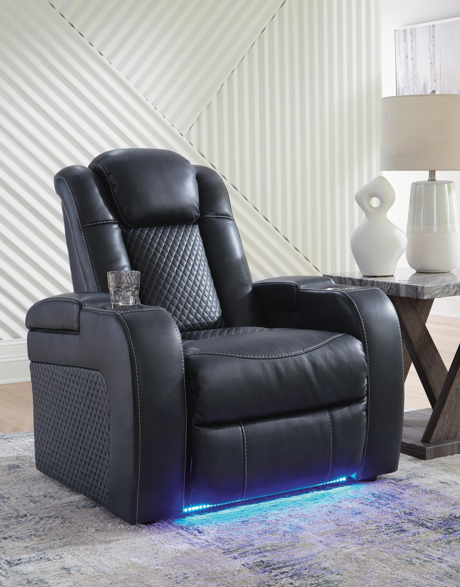 Fyne-Dyme Power Recliner (36603-SI) - Image 6