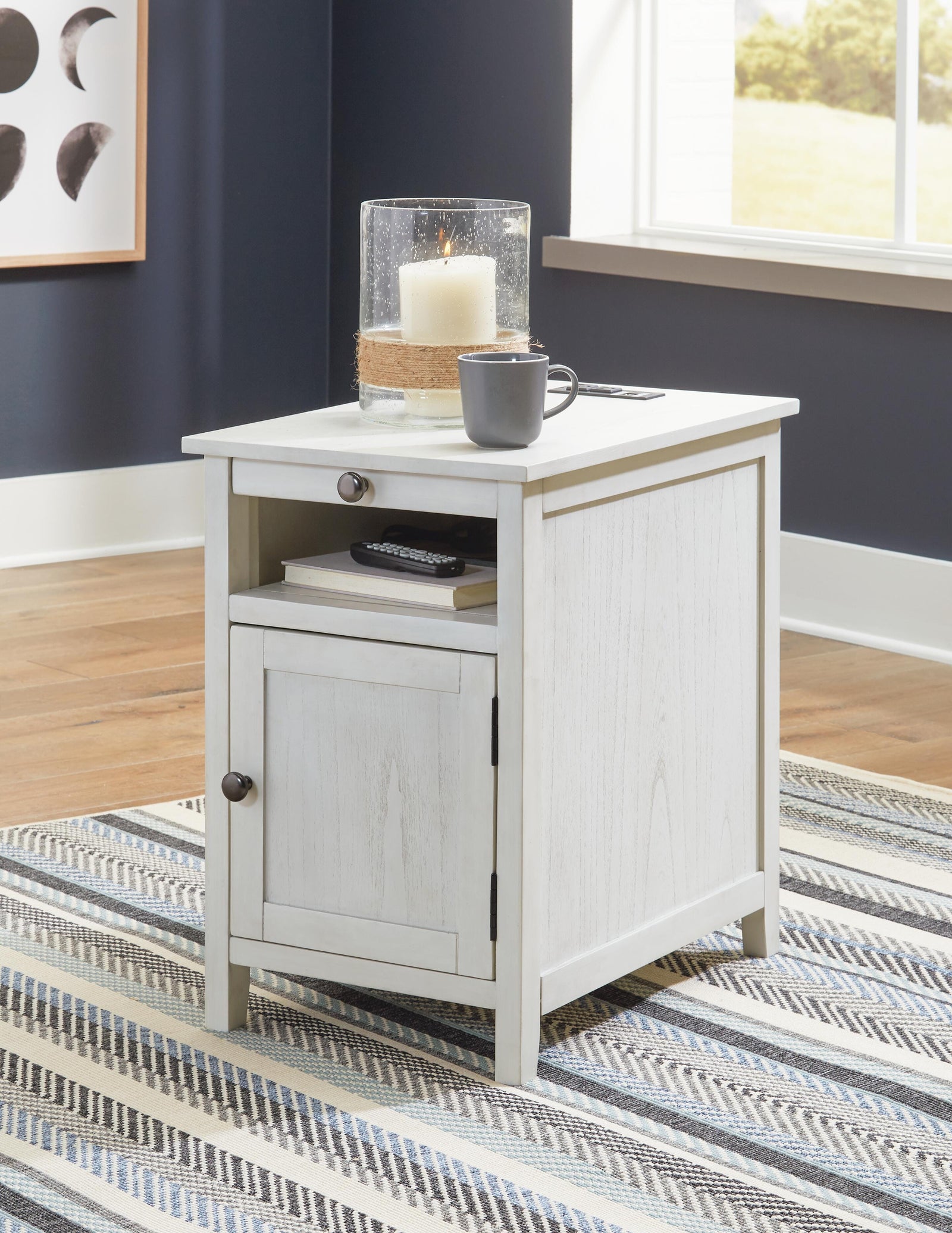 Treytown Chairside End Table - Antique White (T300-SI) - Image 6