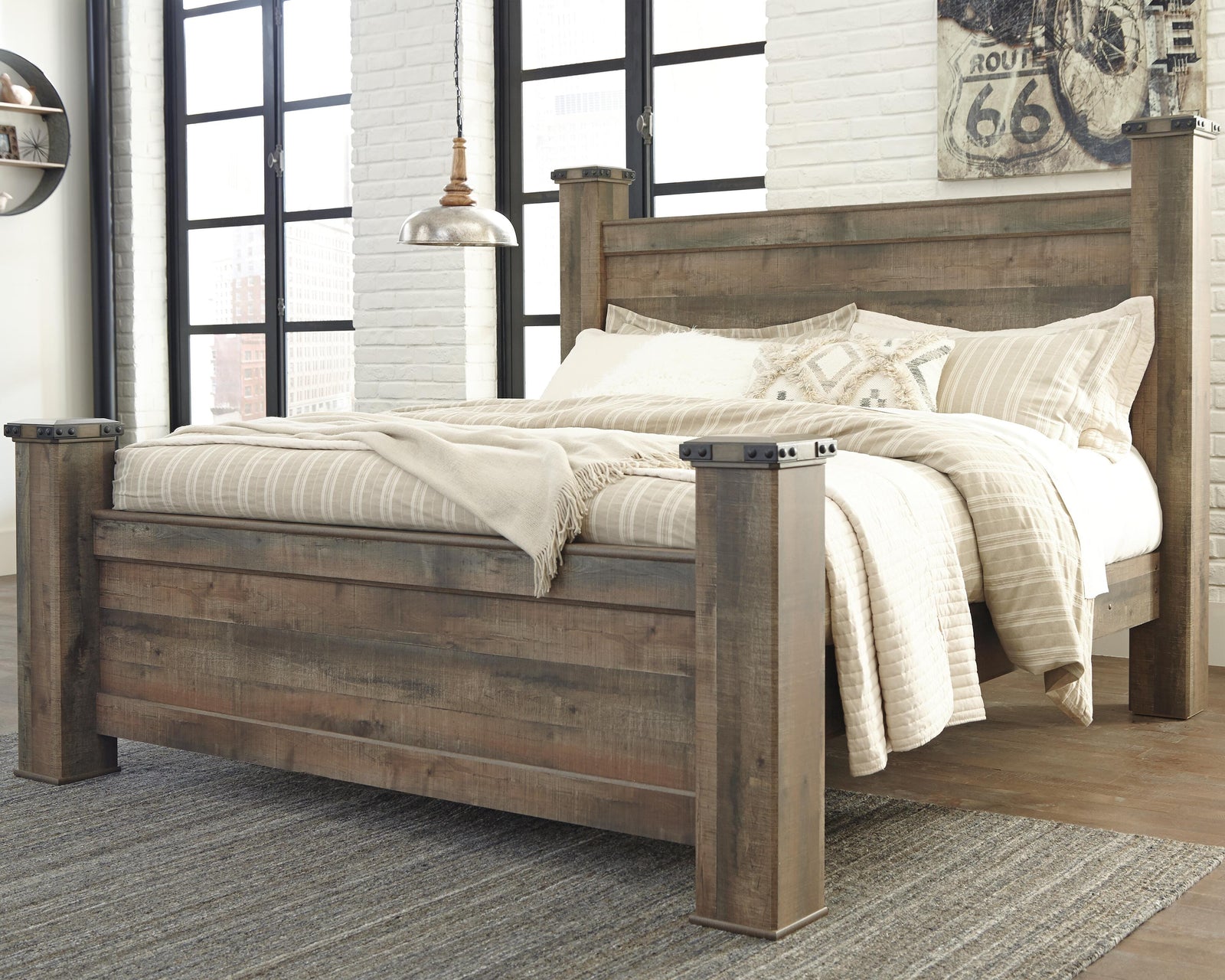 Trinell Poster Bed - Brown (B446-SI) - Image 2