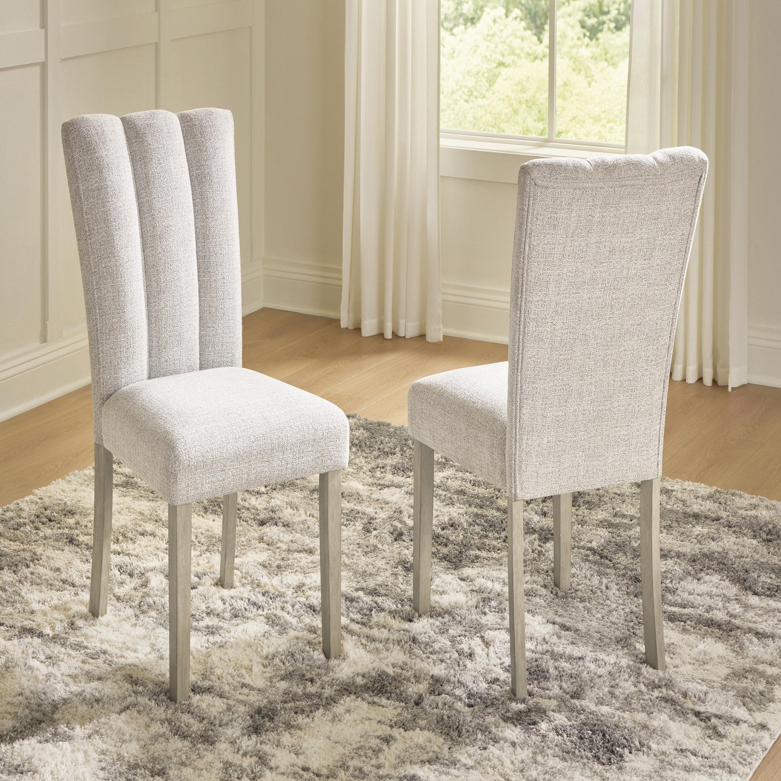 Larawyn Dining Table (PCD575-SI) - Image 12