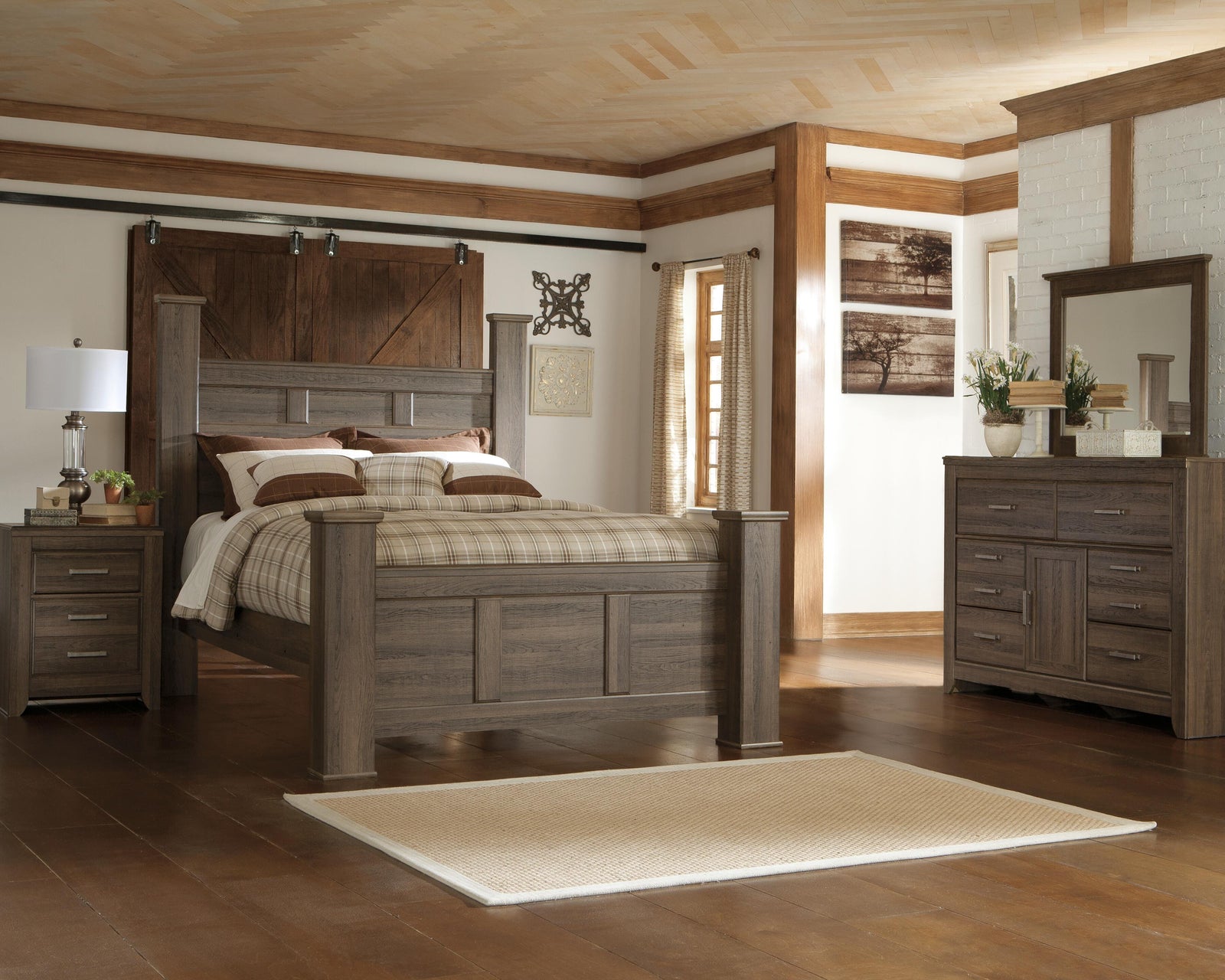 Juararo Poster Bed, Dresser and Mirror - Dark Brown (B251-SI) - Image 3
