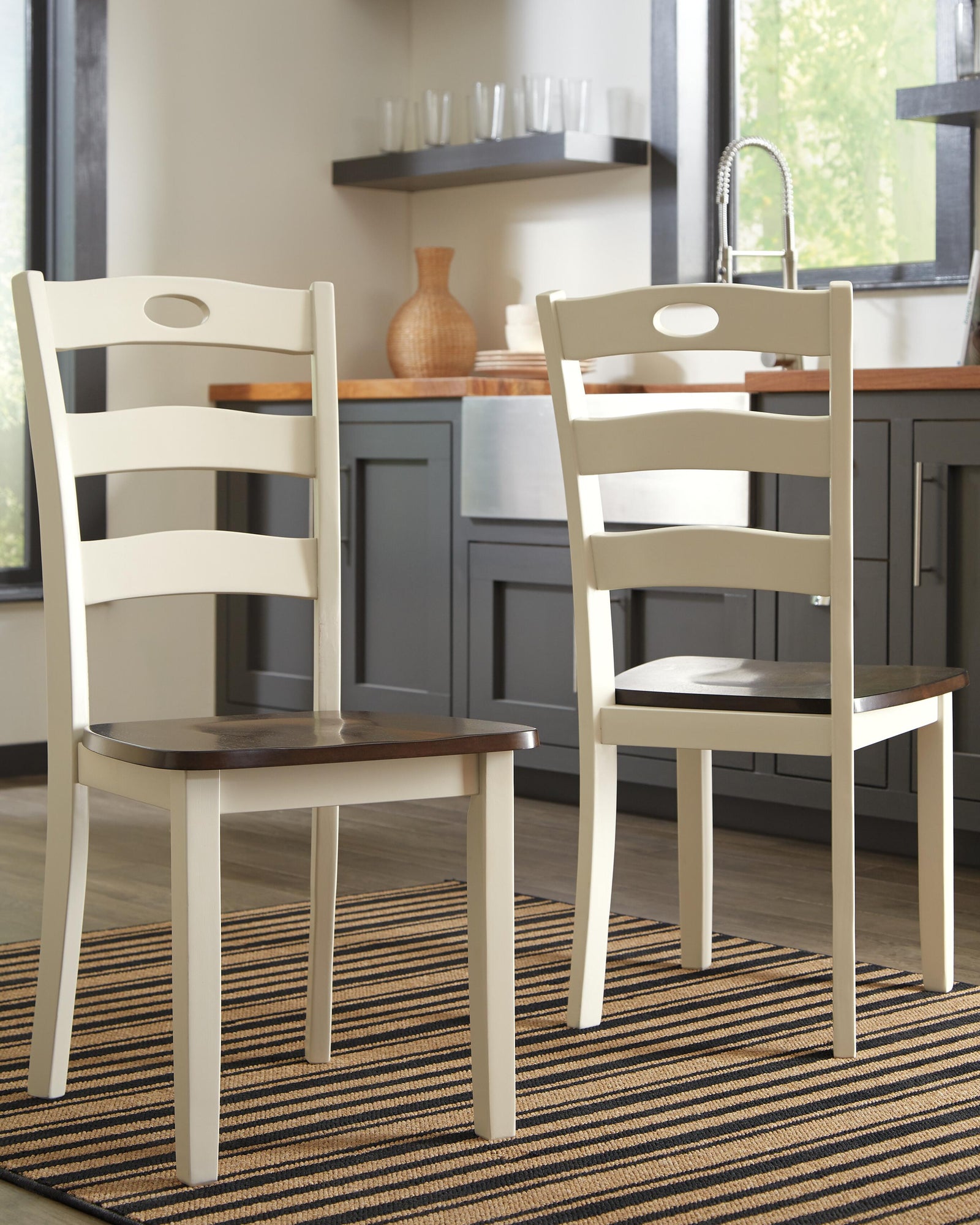 Woodanville Dining Chair (Set of 2) (D335-SI)