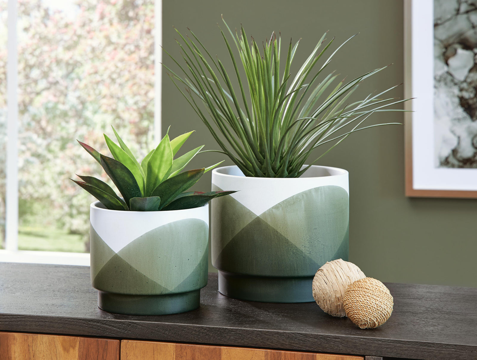 Ardenridge Planter (Set of 2) (A2000579-SI) - Image 3
