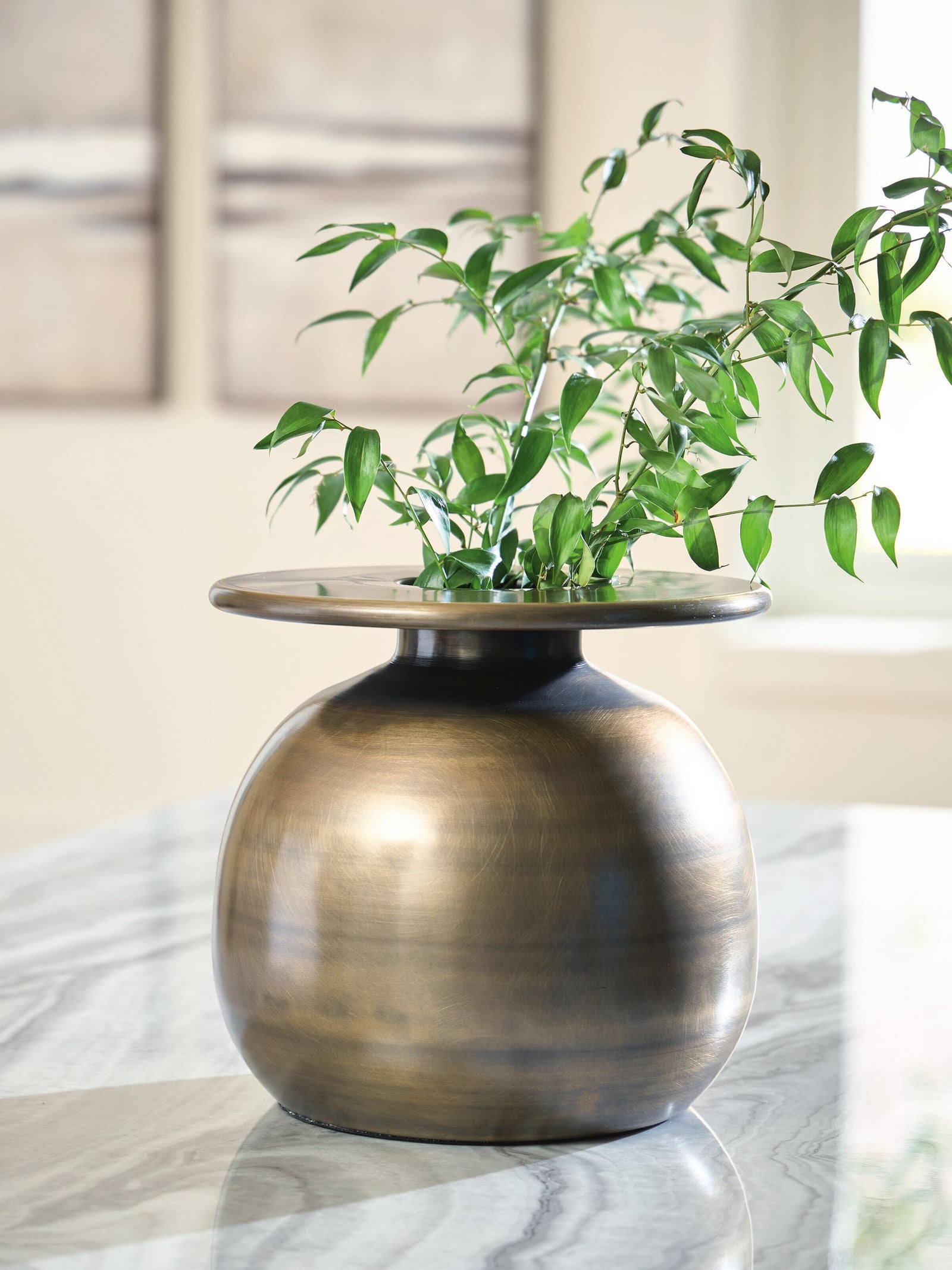 Fedorleigh Vase (A2000893-SI) - Image 2