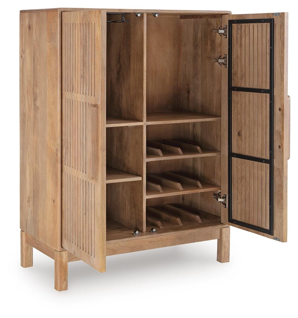 Pellamour Bar Cabinet (A4000698-SI) - Image 4