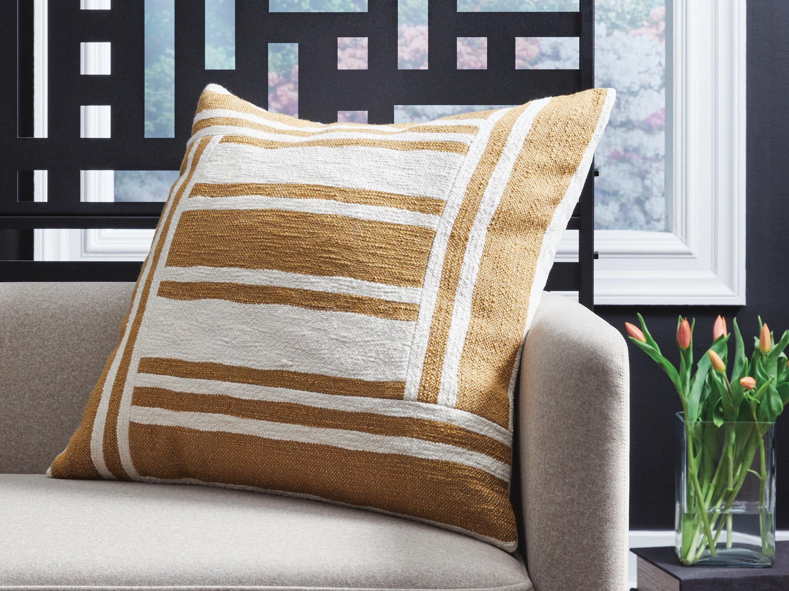 Darrman Pillow (Set of 4) (A1001116-SI) - Image 2