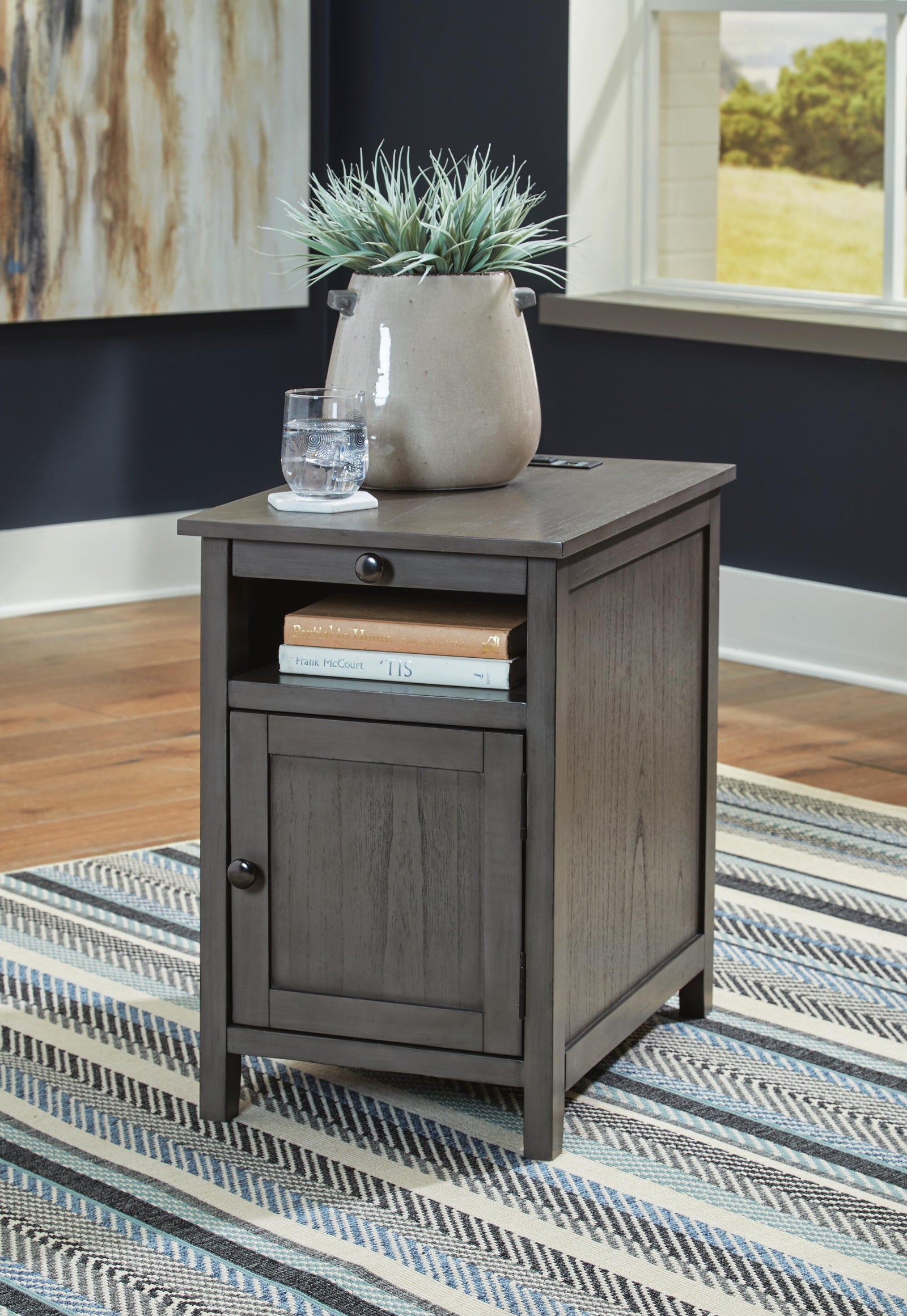 Treytown Chairside End Table - Gray (T300-SI) - Image 6