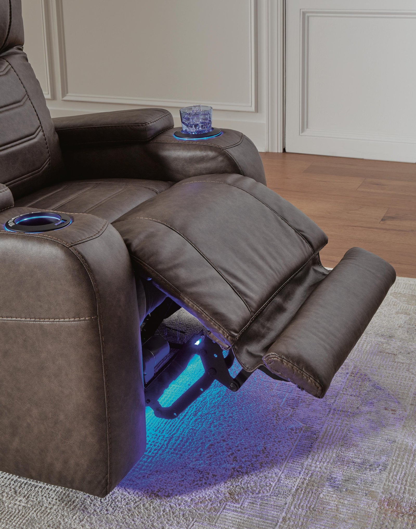 Schooner Rocks Power Recliner (16104-SI) - Image 11