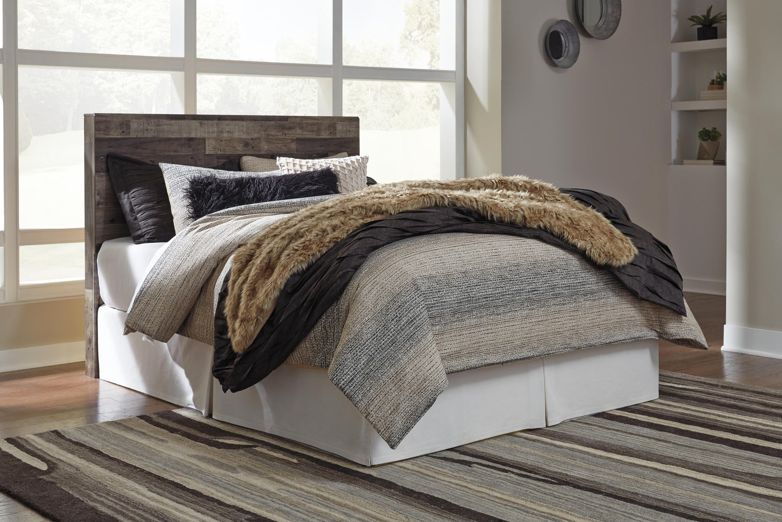 Derekson Panel Headboard, Dresser, Mirror and Nightstand - Multi Gray (B200-SI) - Image 6