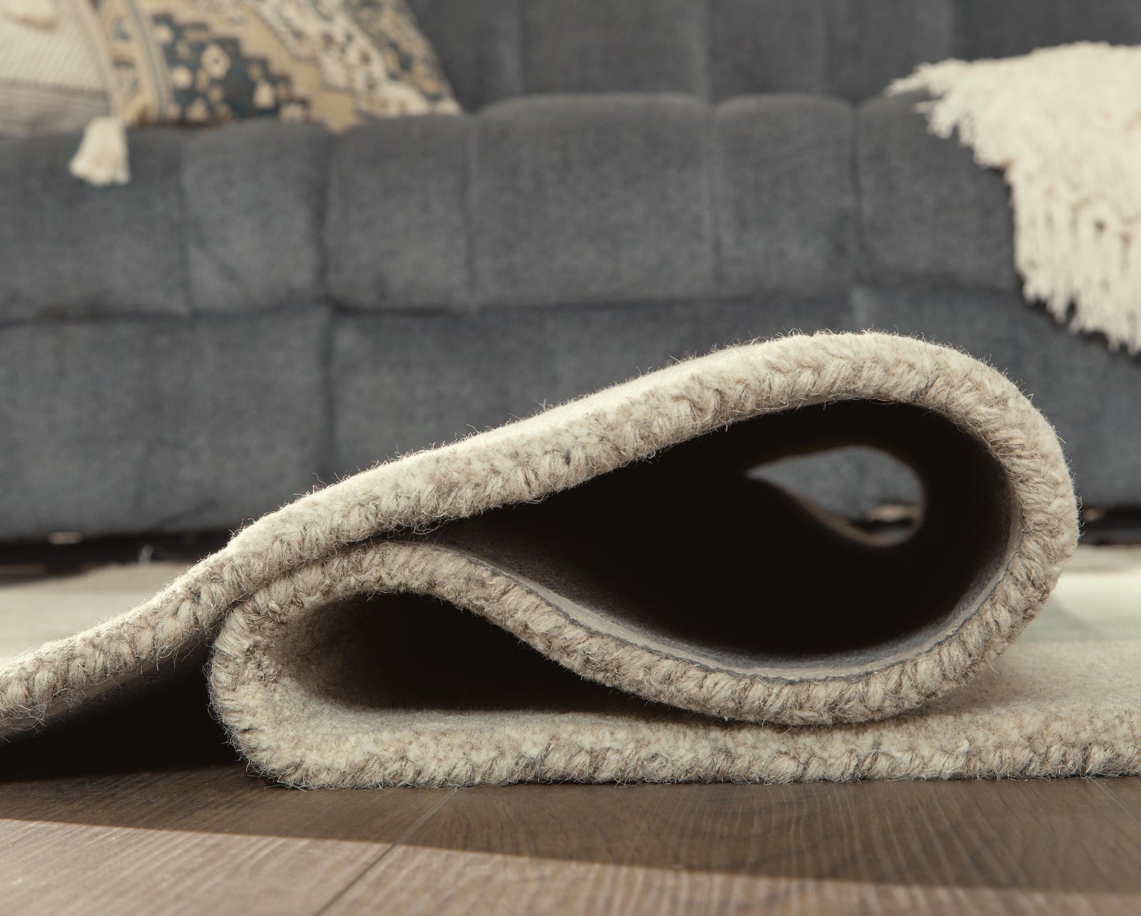 Dallane 8 x 10 Rug (R40635-SI) - Image 5