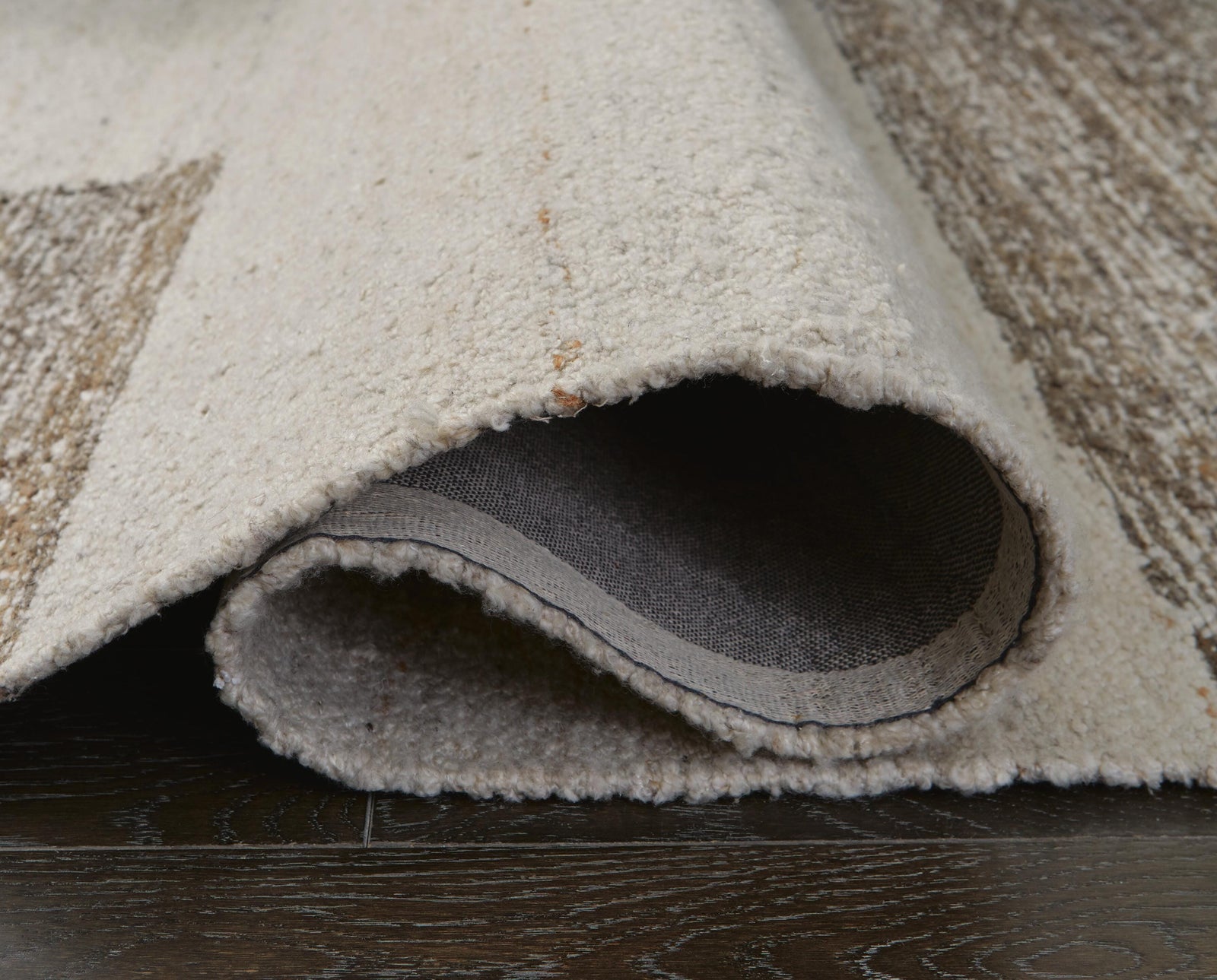 Barus 8 x 10 Rug (R40640-SI) - Image 4