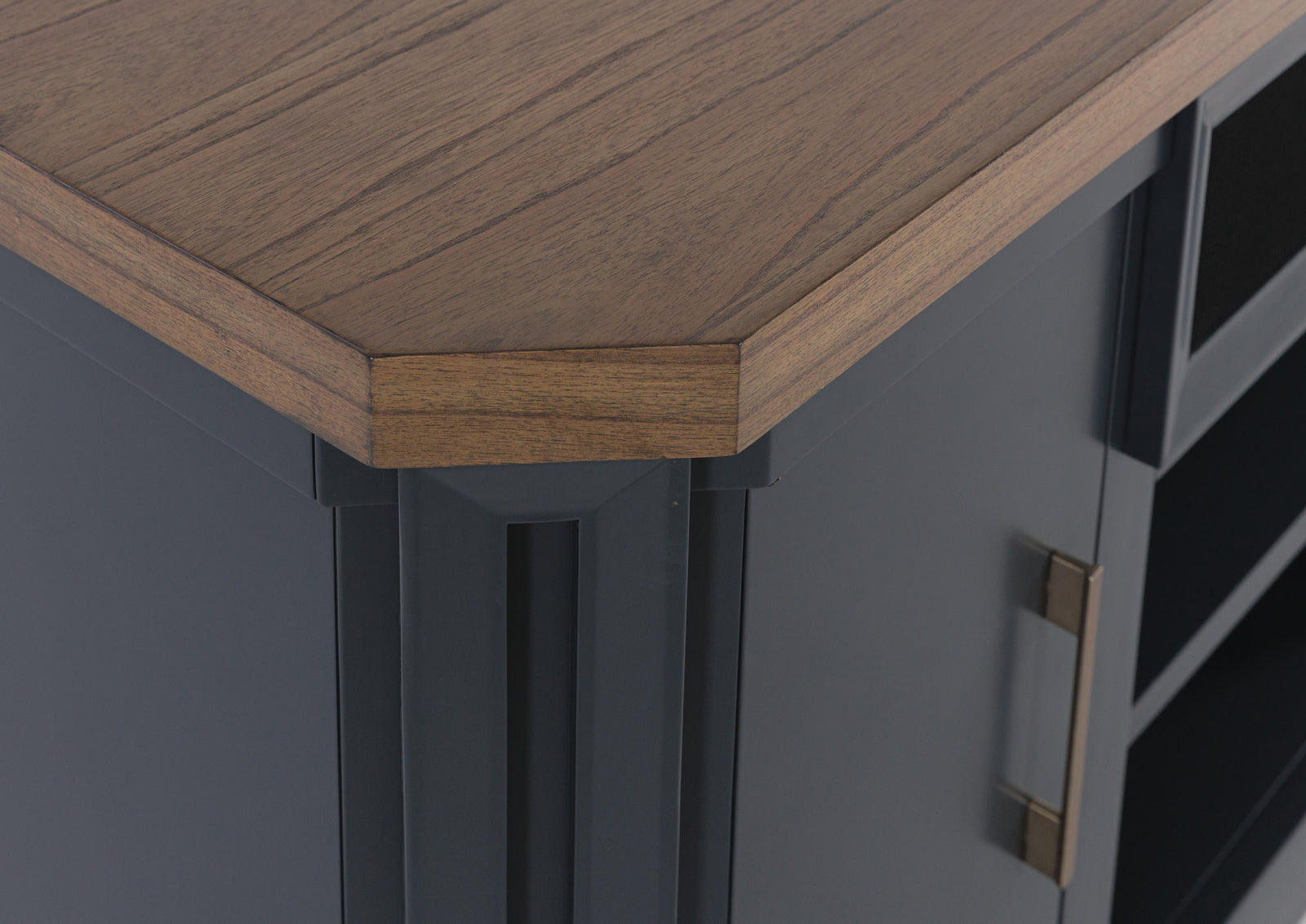 Landocken 83 TV Stand (W402-SI) - Image 12