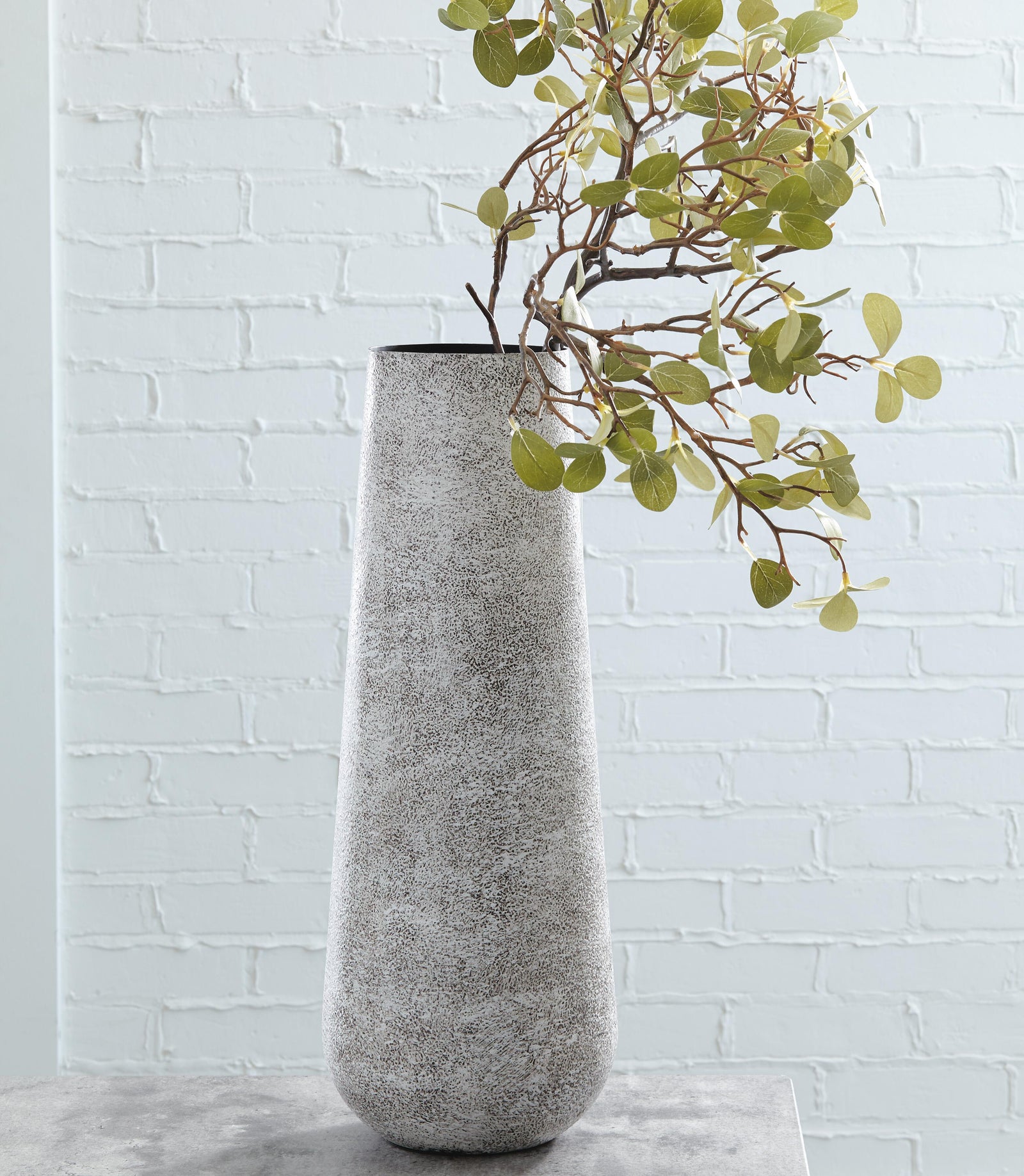 Fynn Vase (A2000517-SI) - Image 2
