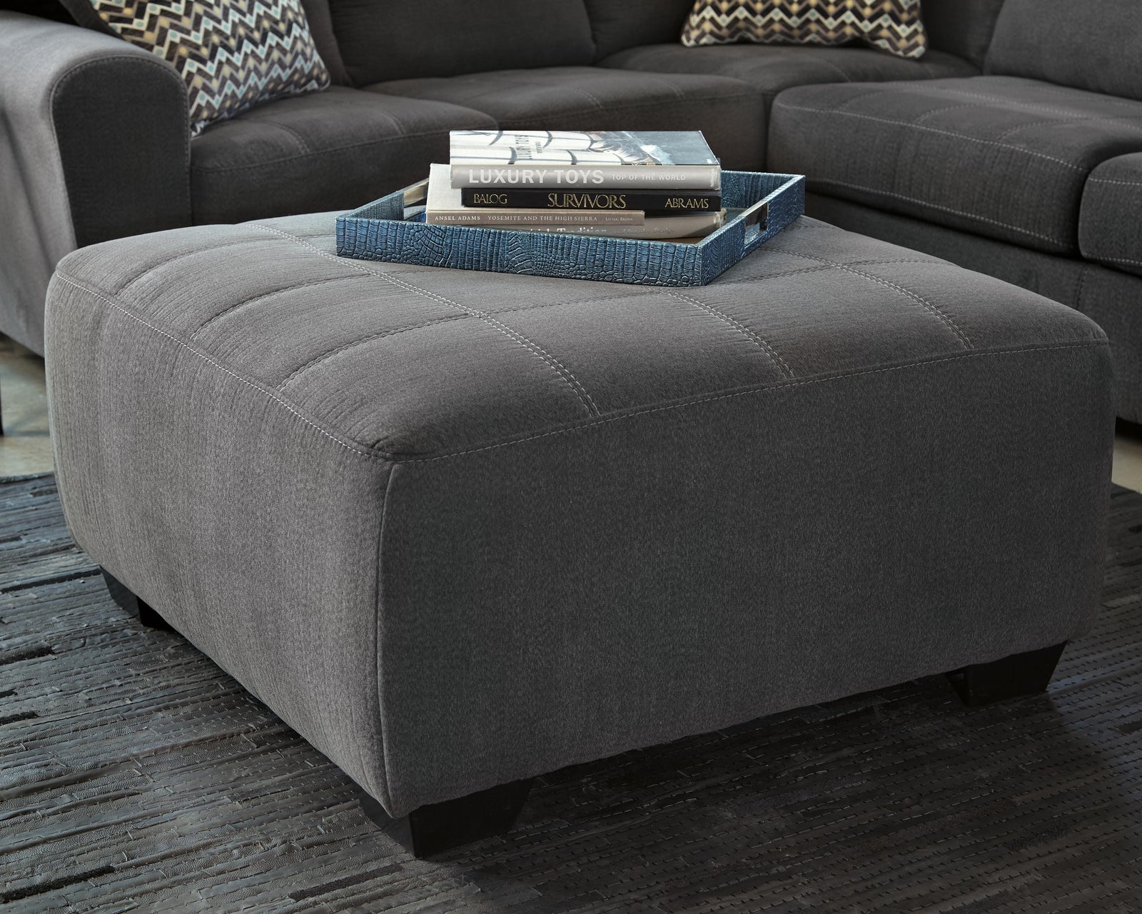 Ambee Right-Arm Facing Sofa (28620-SI) - Image 6