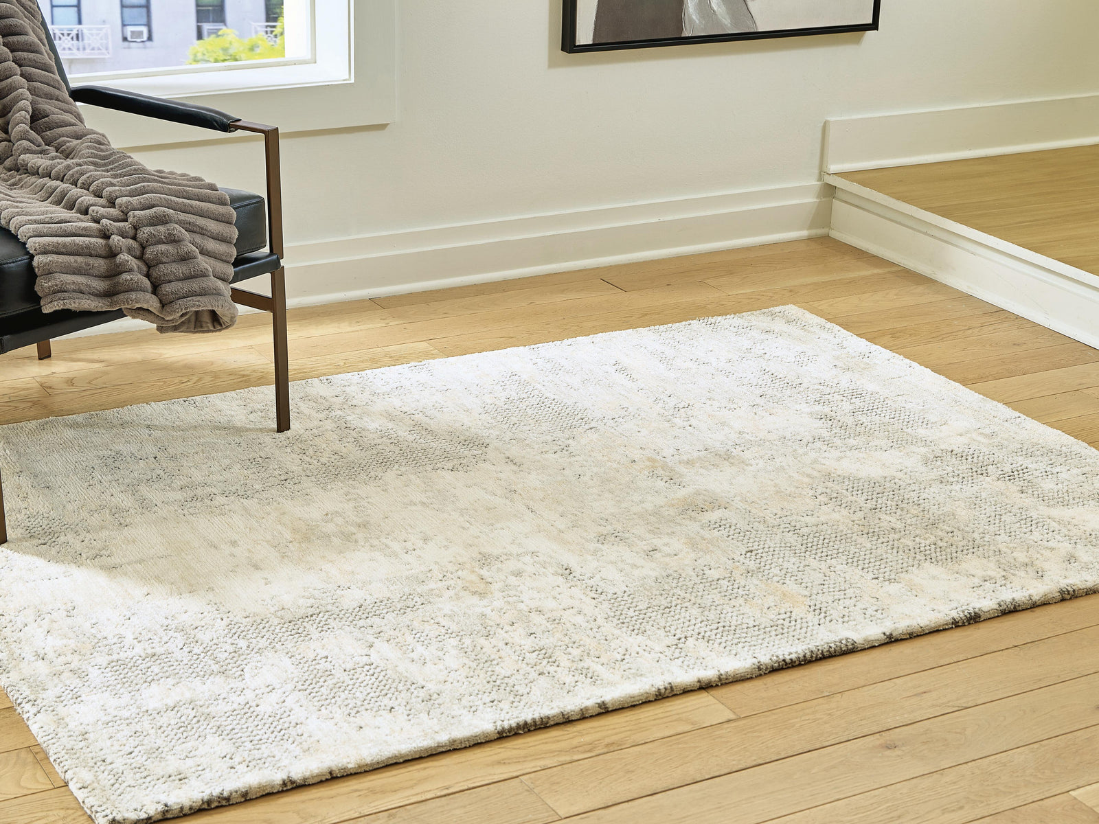 Raif Large Rug (R40808-SI) - Image 4