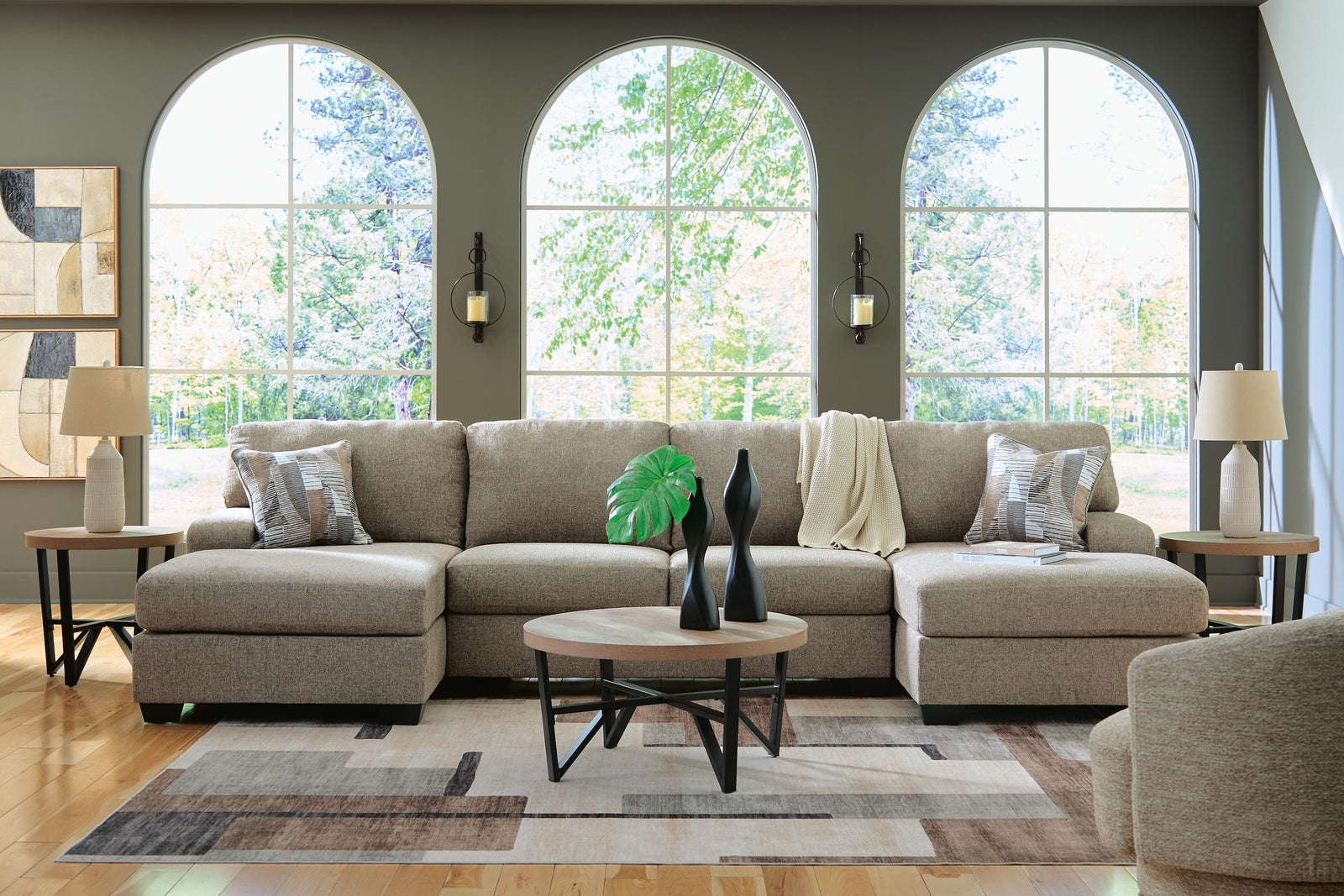 Newellen 3-Piece Sectional with Chaise (48404-SI) - Image 4