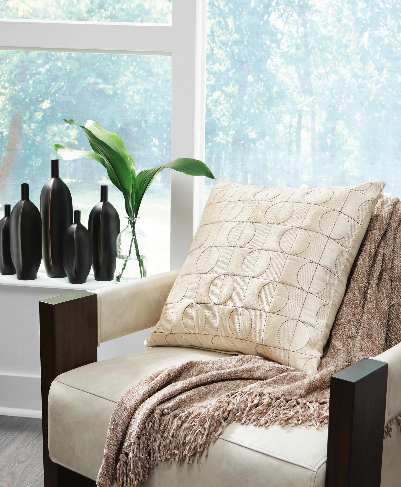 Kydner Pillow (Set of 4) (A1001074-SI) - Image 4