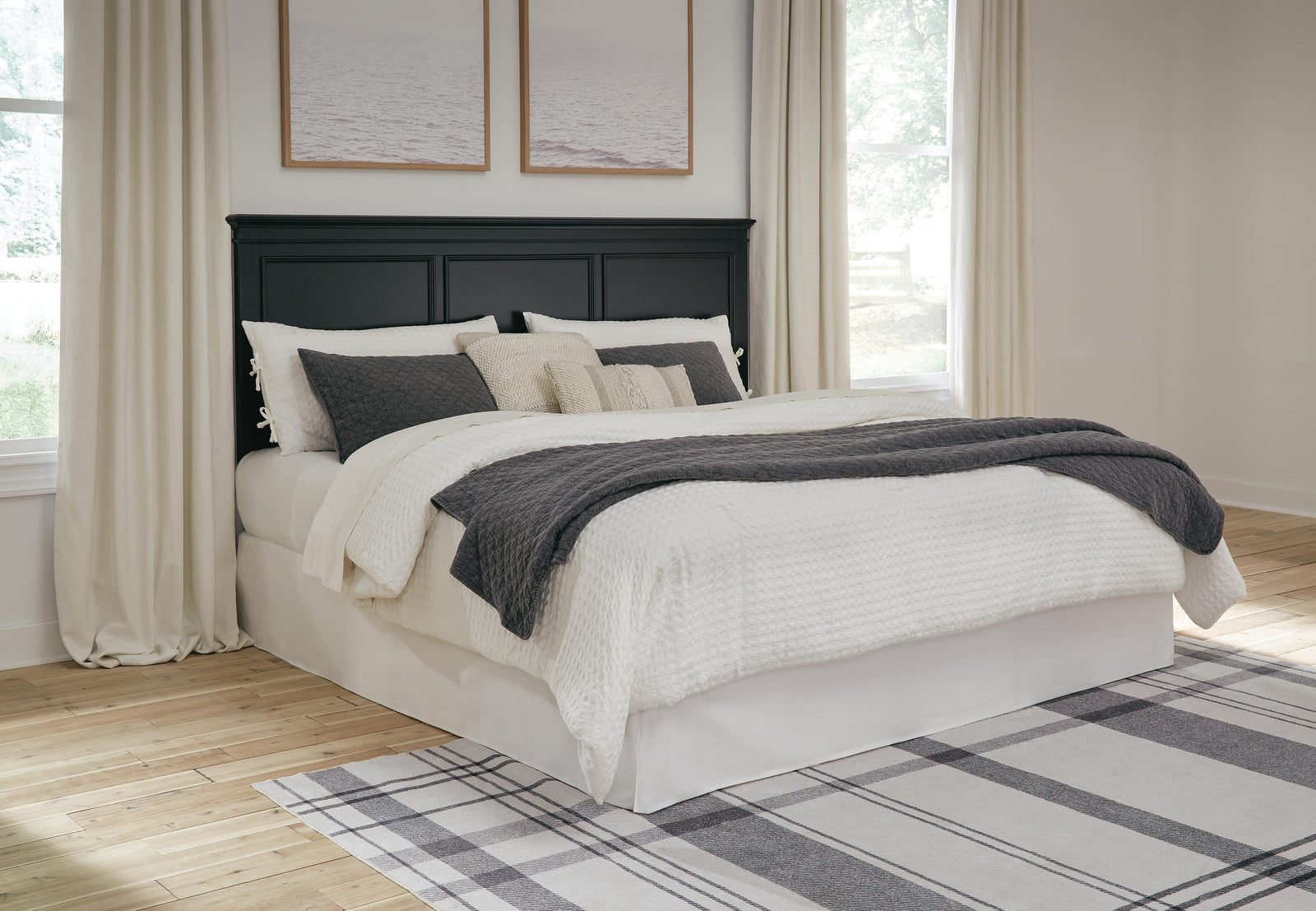 Lanolee Panel Headboard - Black (B687-SI) - Image 6