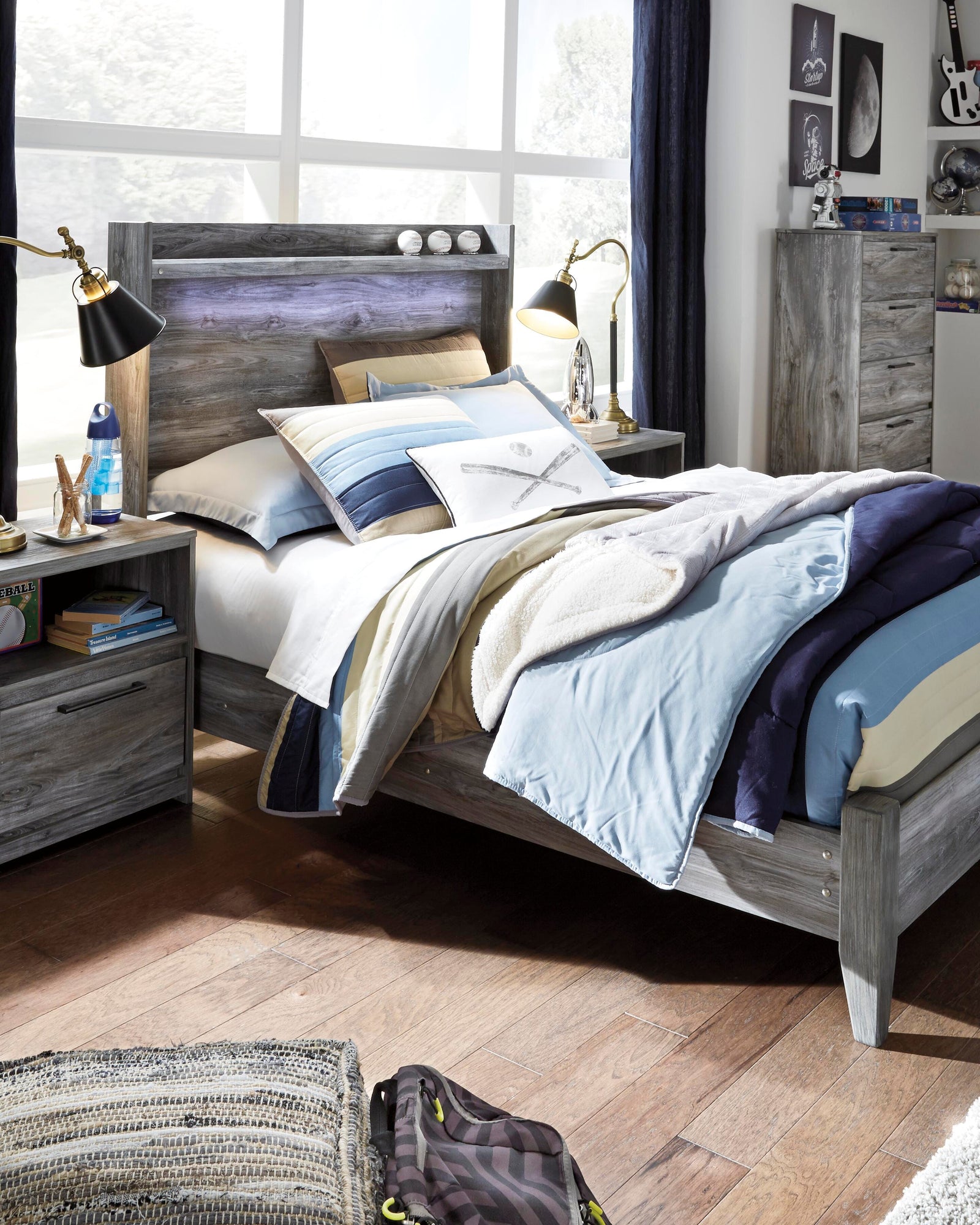 Baystorm Panel Bed (Youth) - Gray (B221-SI) - Image 8