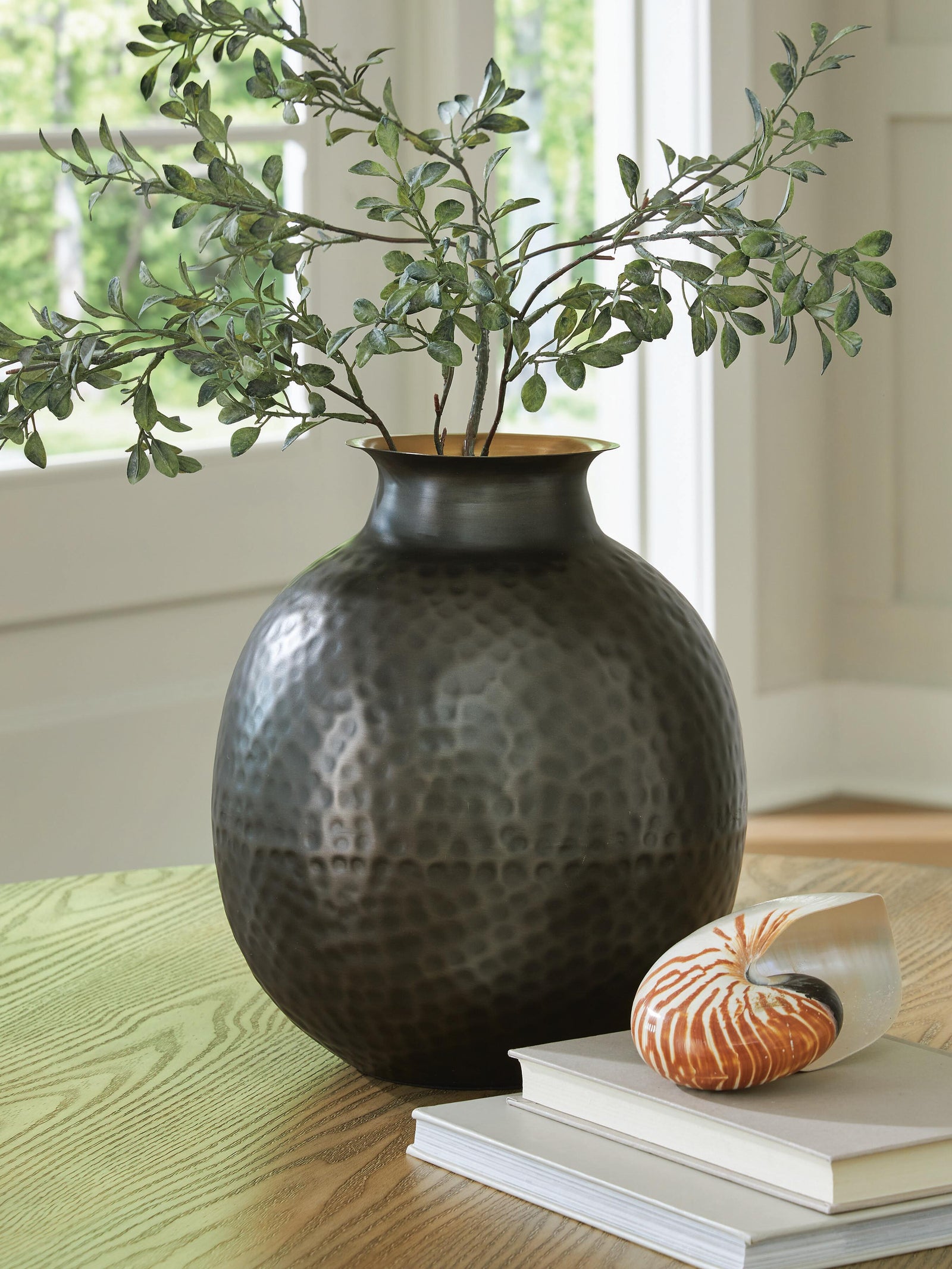 Woody Vase (A2000844-SI) - Image 2