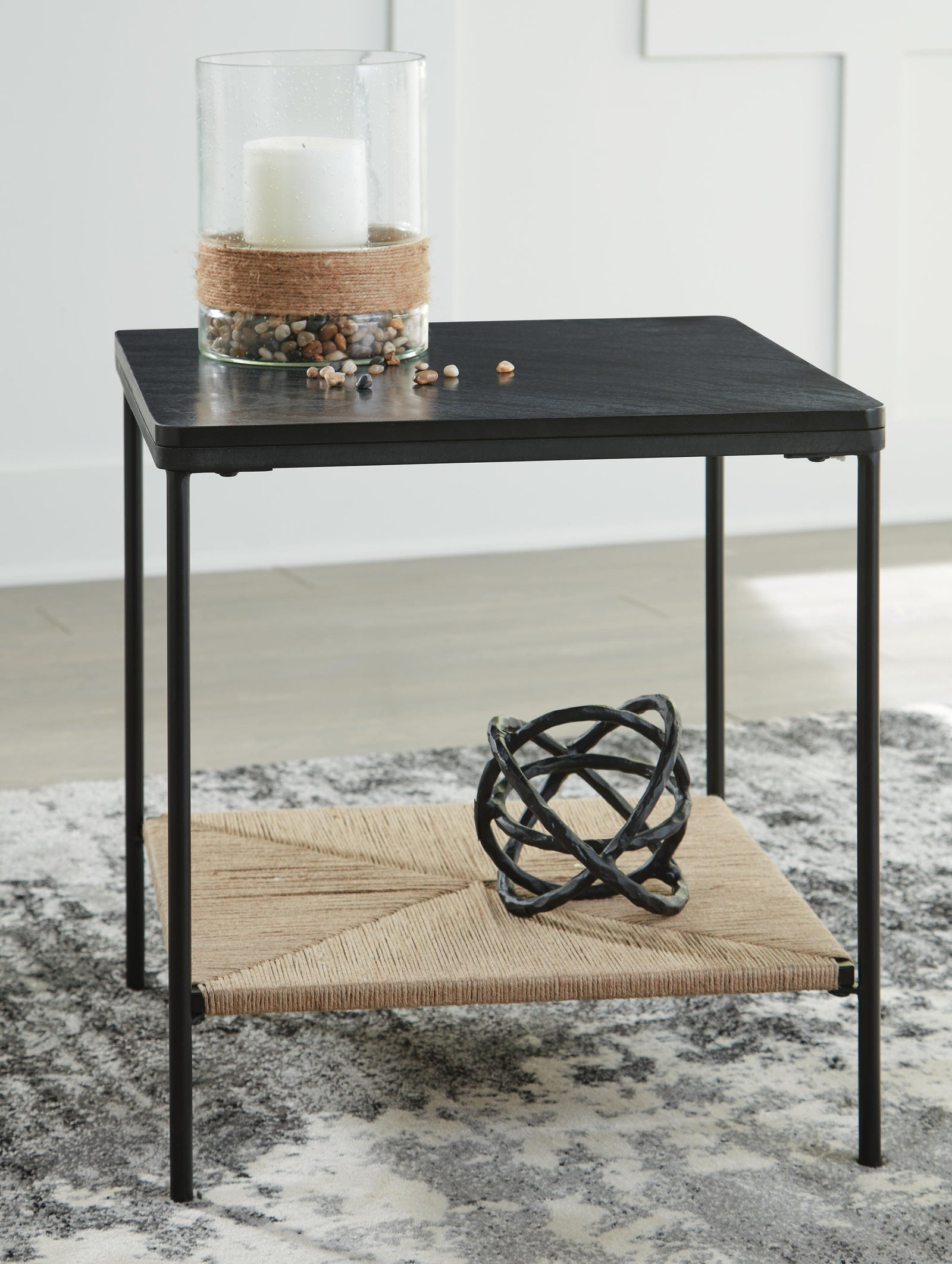 Minrich Accent Table (A4000591-SI) - Image 4