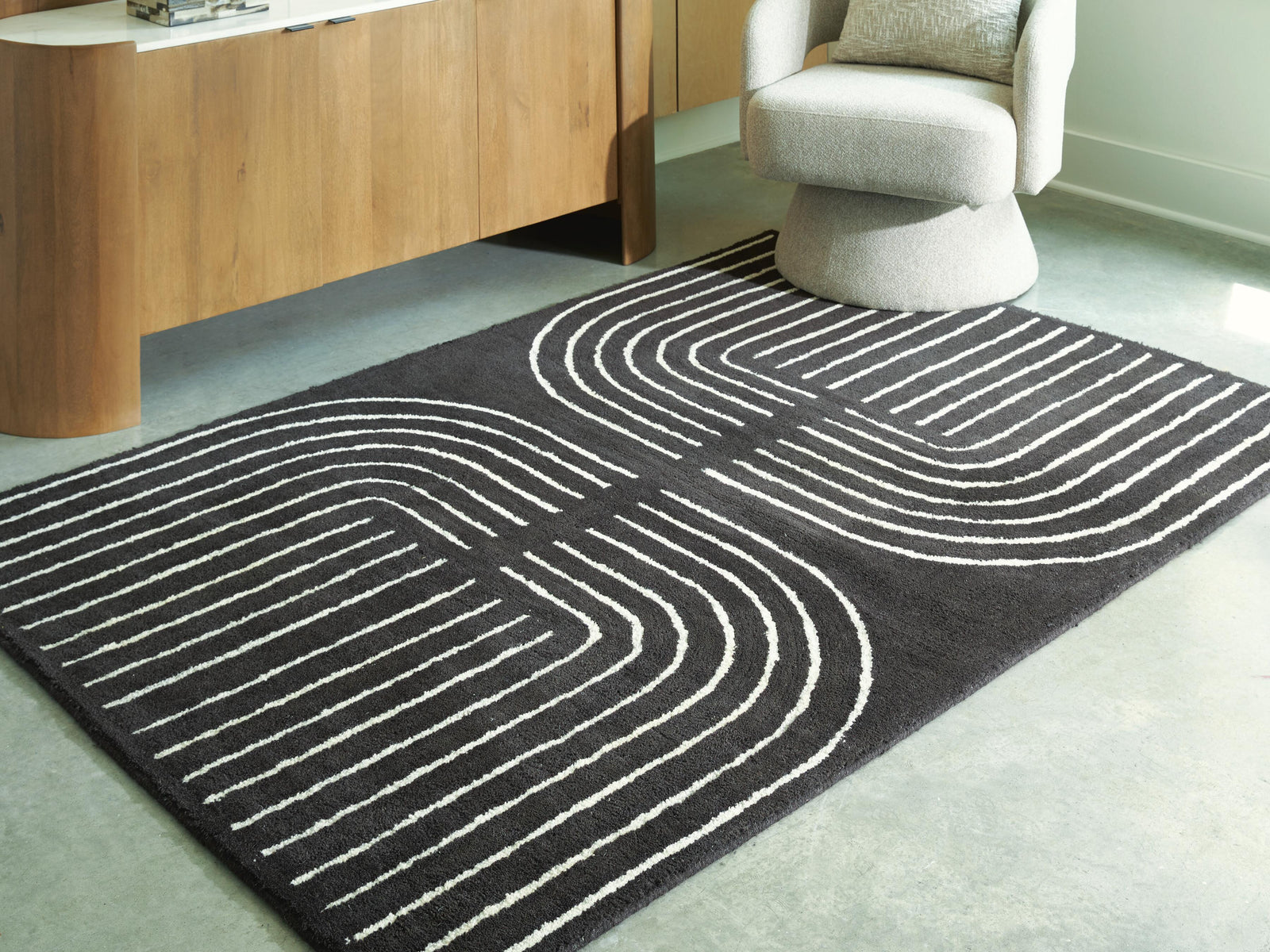 Eldonmore 78 x 10 Area Rug (R40757-SI) - Image 4