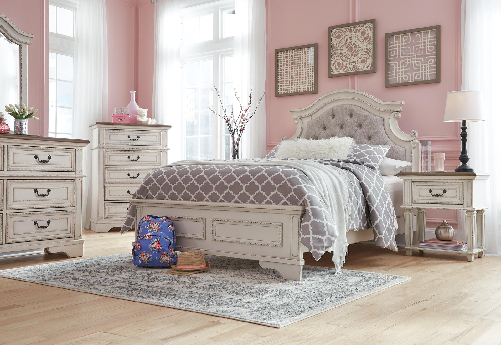 Realyn Panel Bed (Youth) - Chipped White (B743-SI) - Image 11