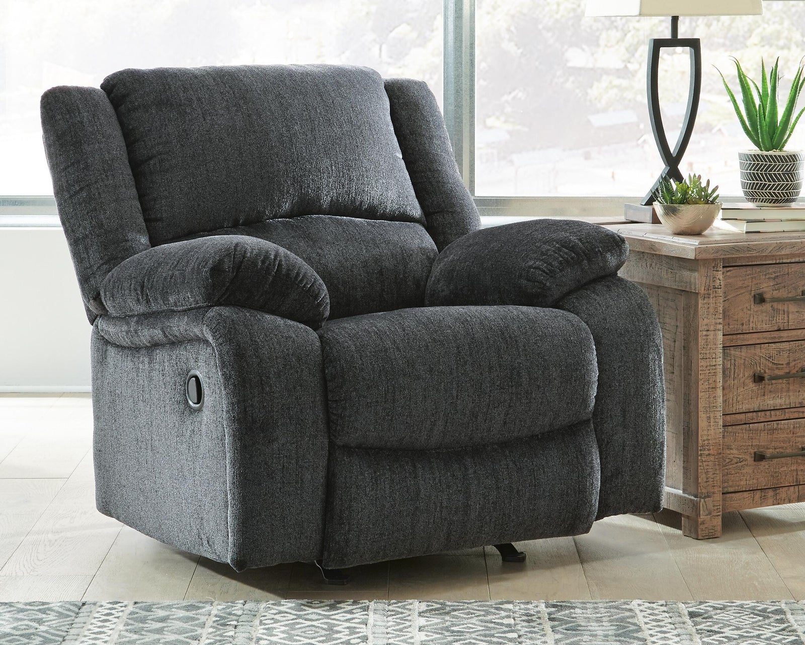 Draycoll Reclining Sofa and Recliner (76504-SI) - Image 13