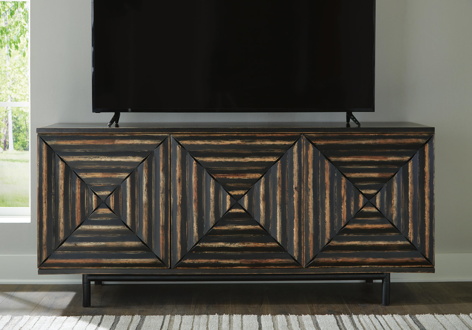 Fair Ridge Accent Cabinet (A4000573-SI) - Image 6